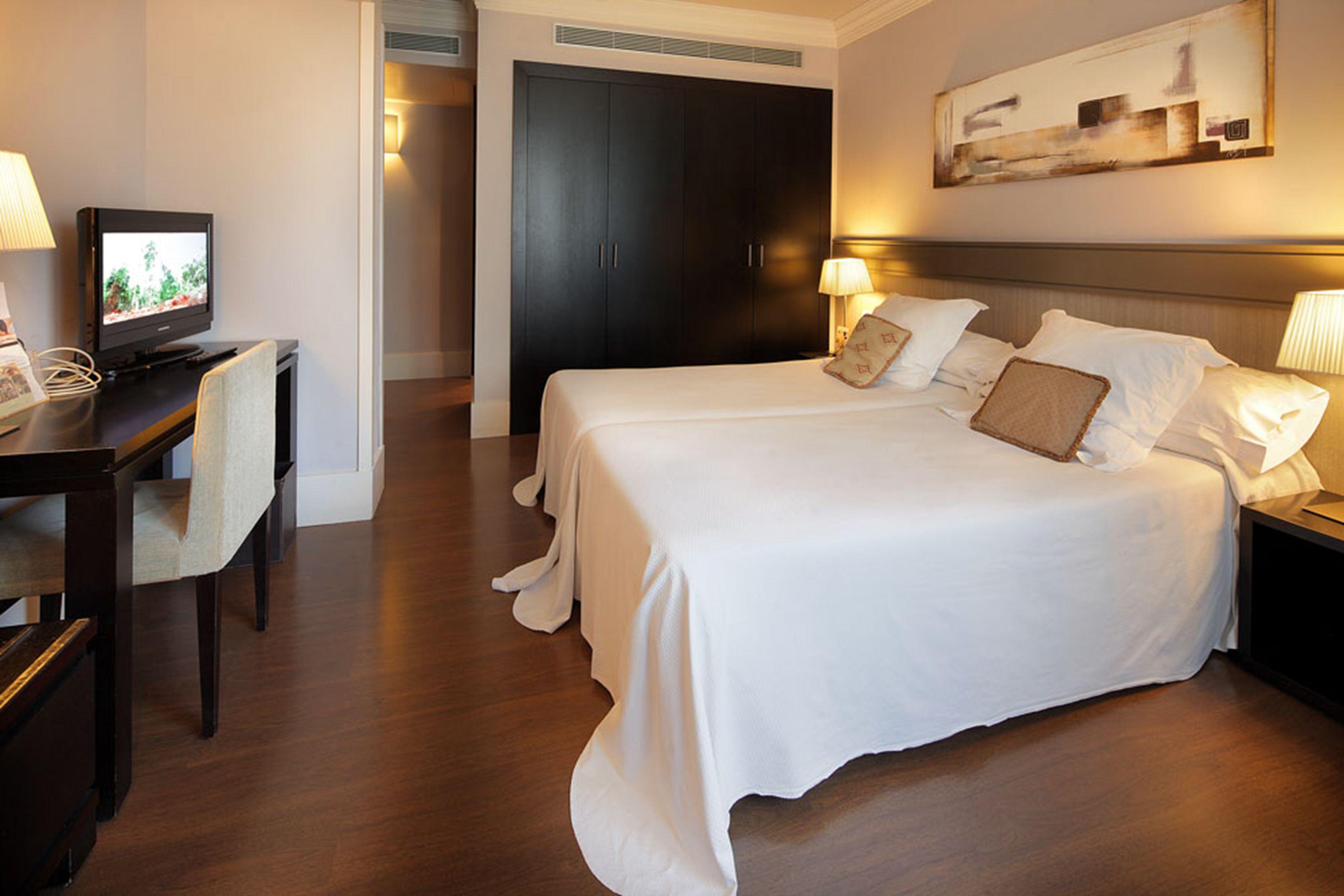 Double or Twin Room City View