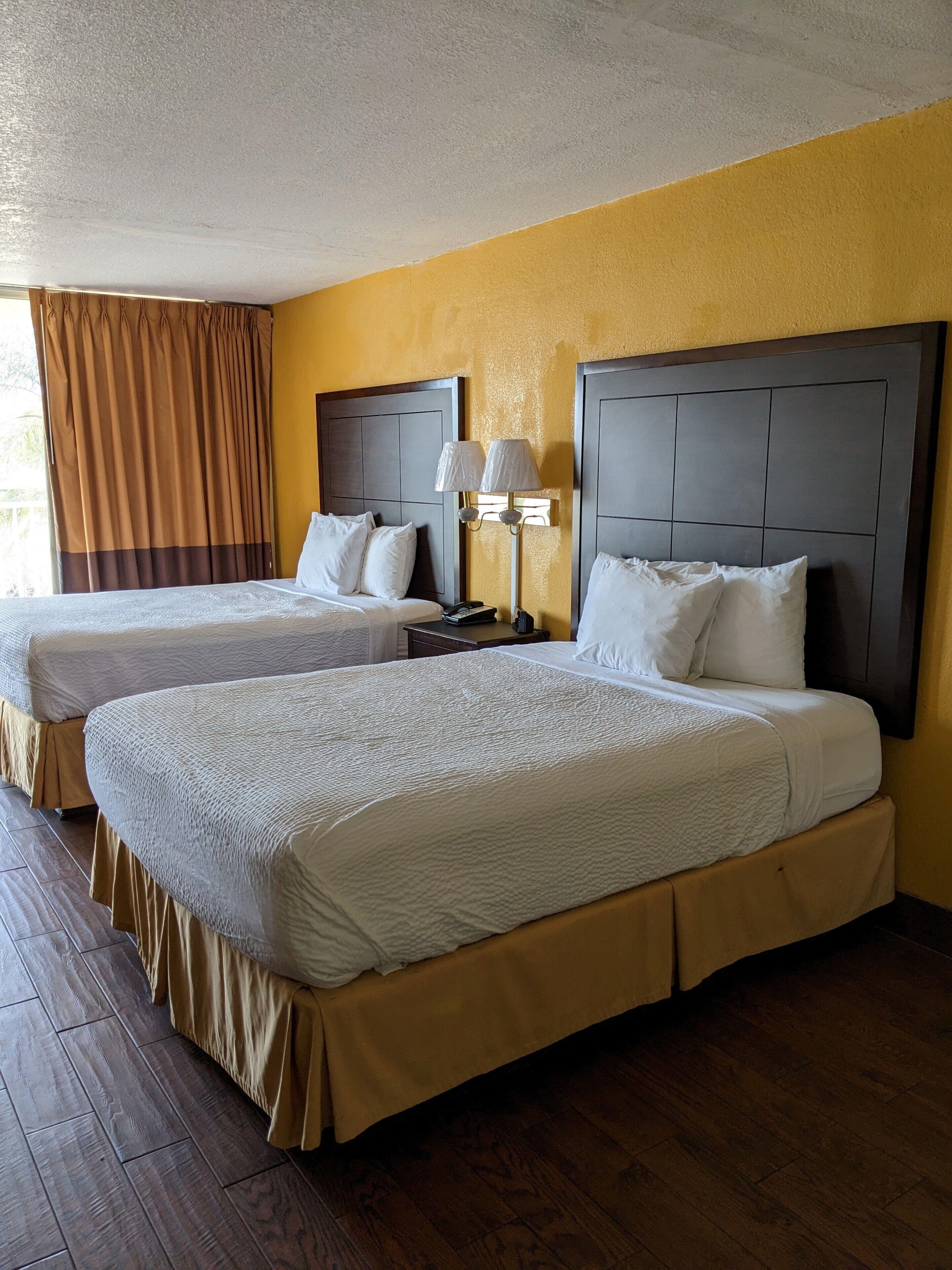 Deluxe Queen Room Two Queen Beds Non-Smoking