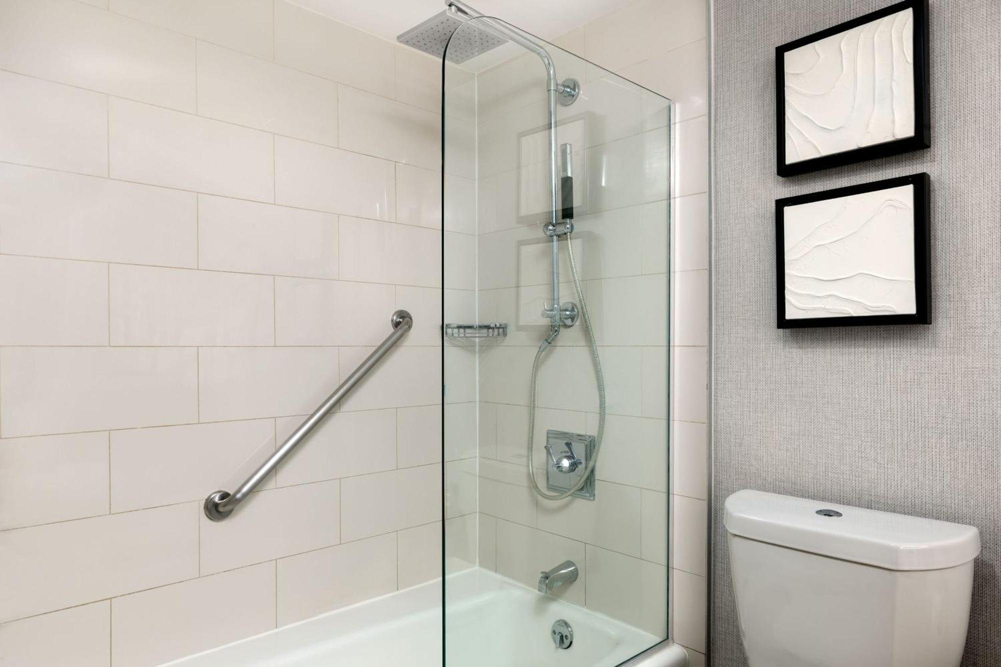 Traditional Guest Room 2 Doubles