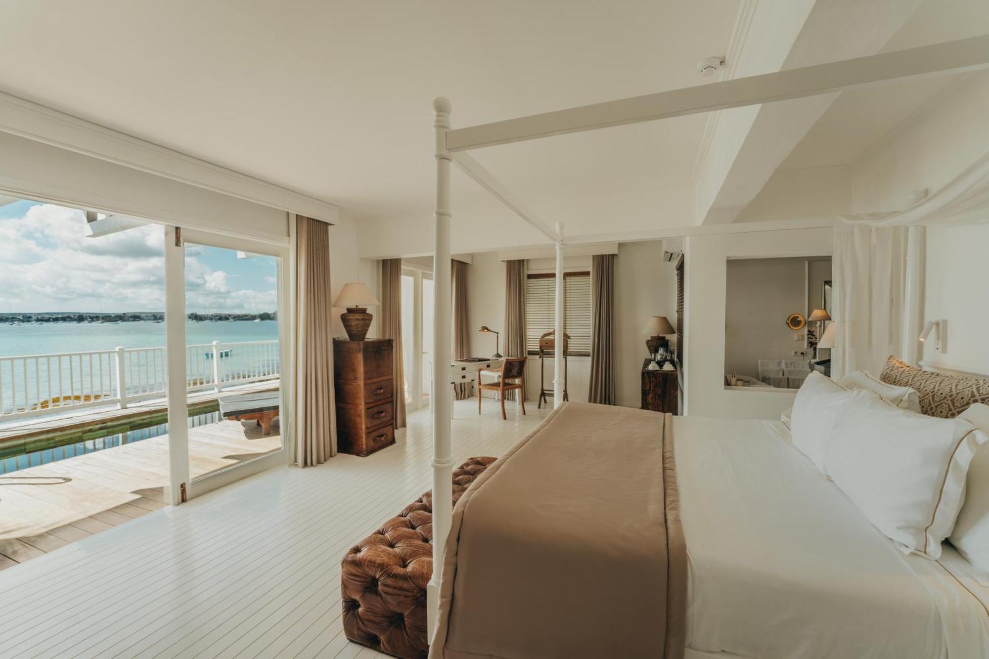 Superior Austral Suite