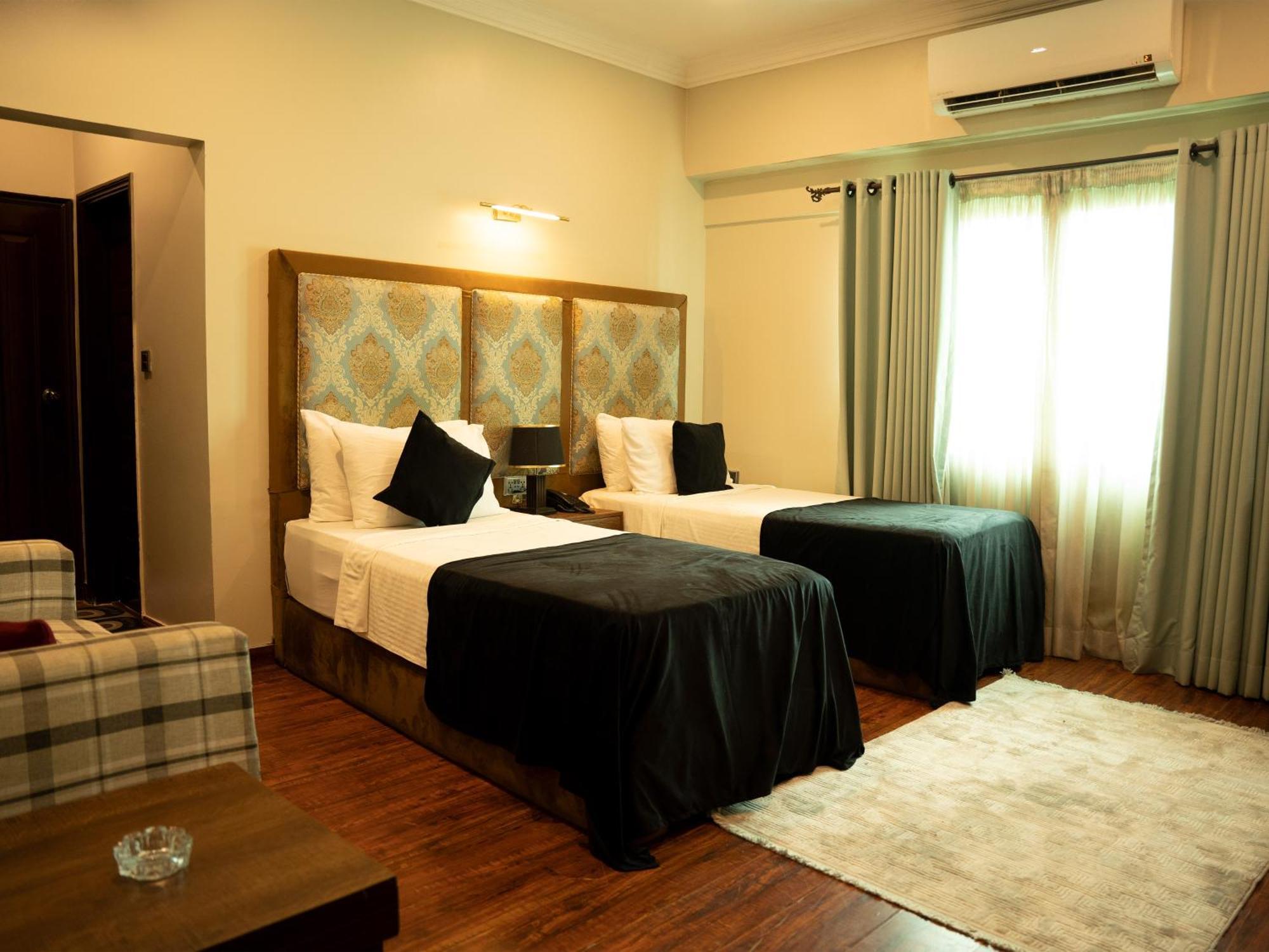 Deluxe Double or Twin Room