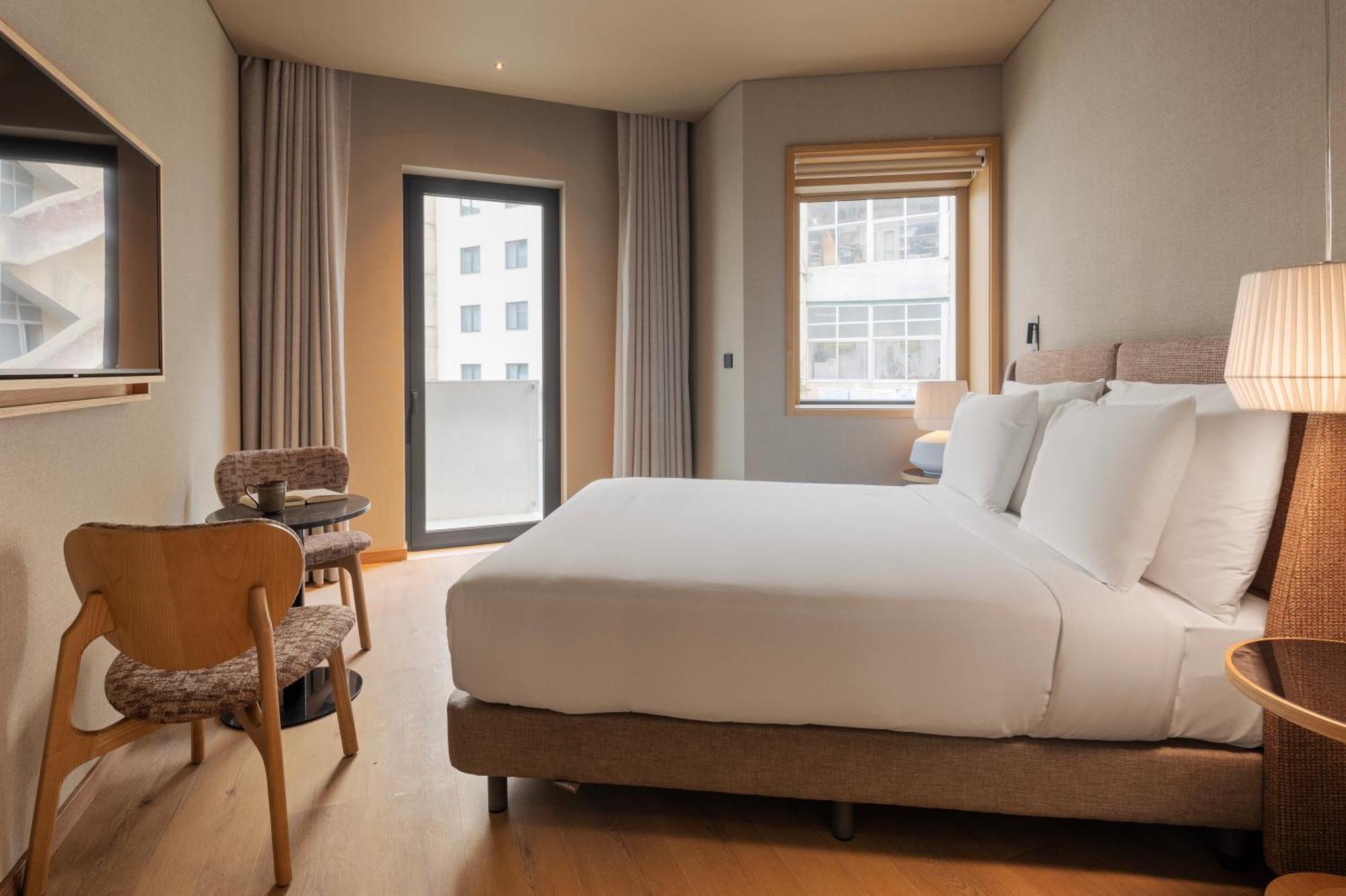Double or Twin Room Balcony