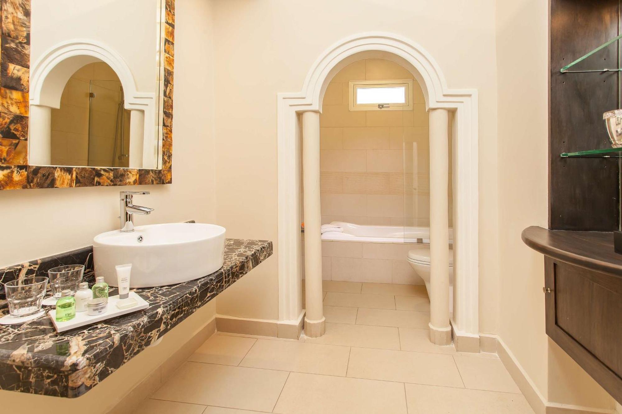 Executive King Suite