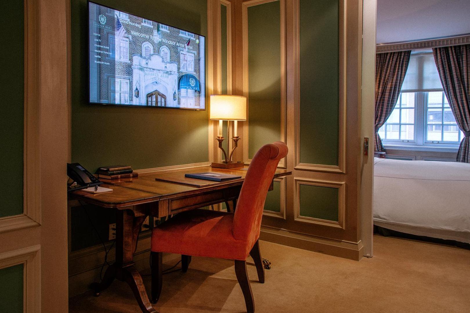 Yorkville Suite