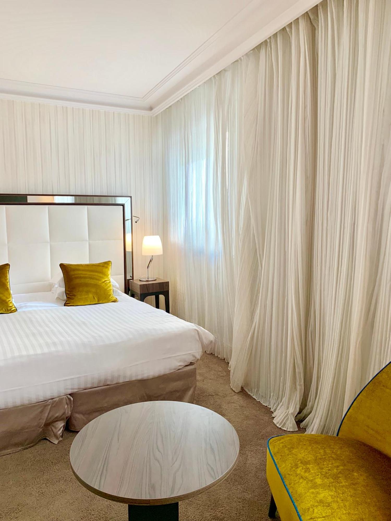 Tradition Room