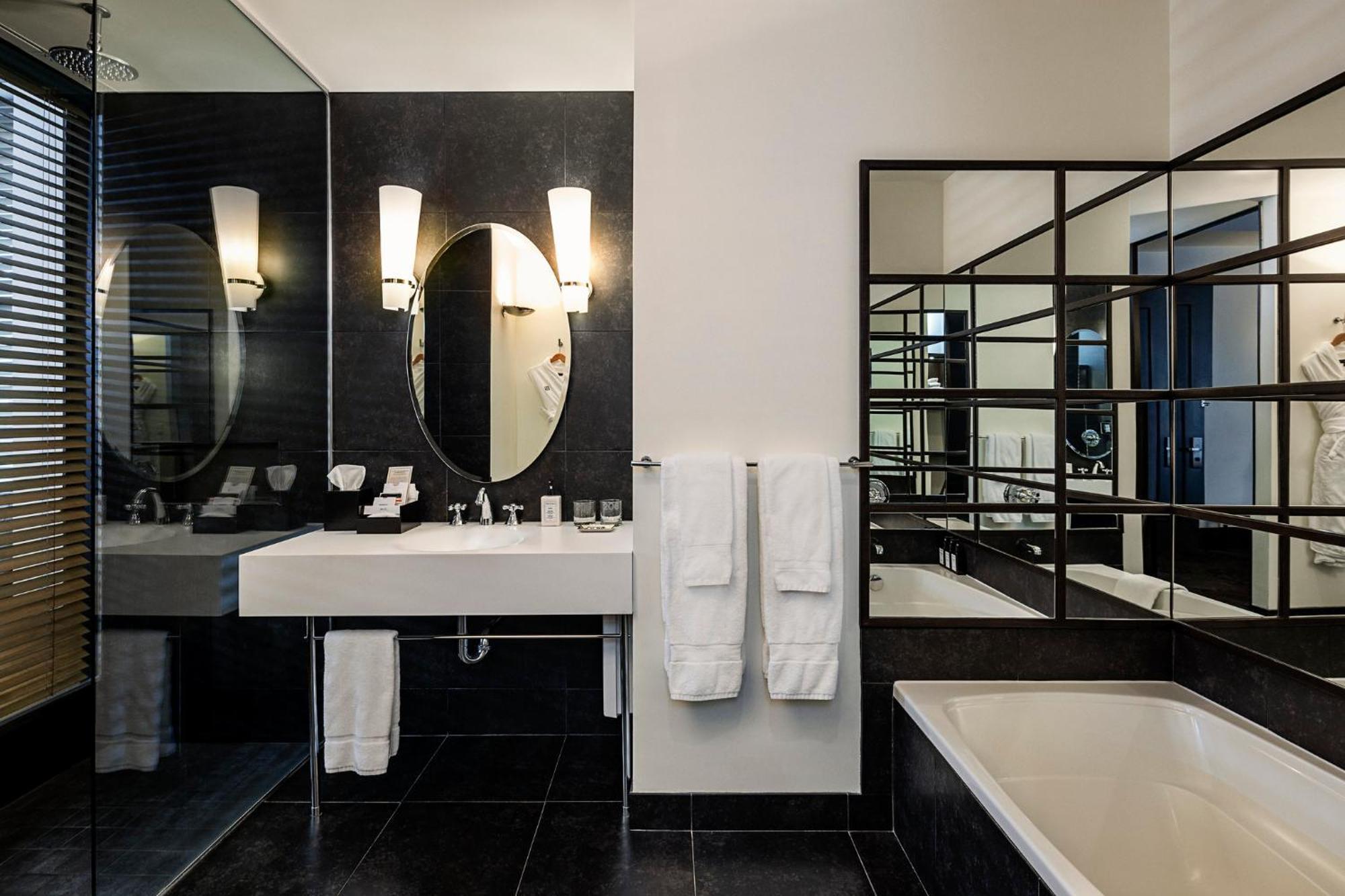 Prestige King Room