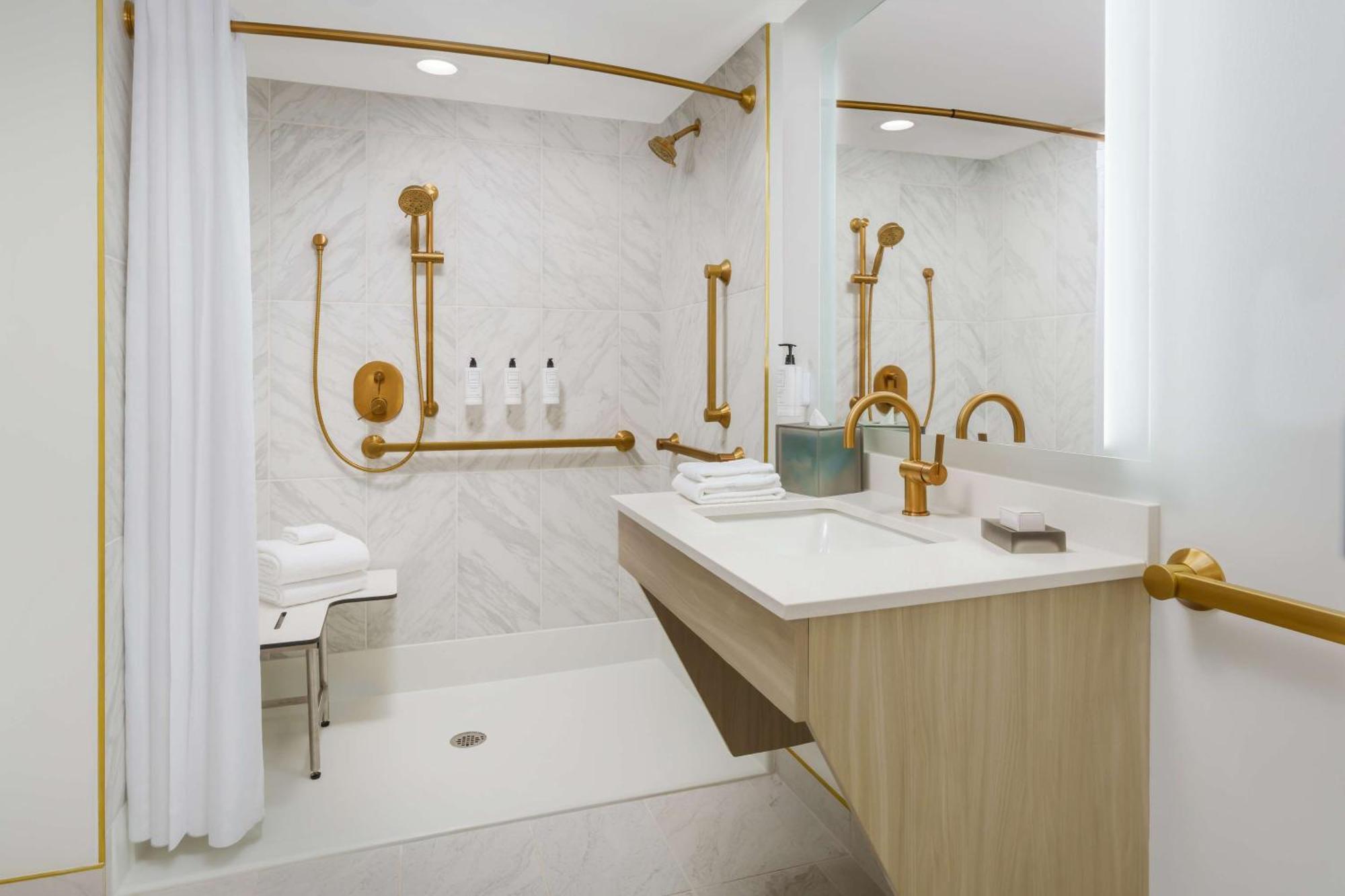 King Room Roll Shower Disability Access