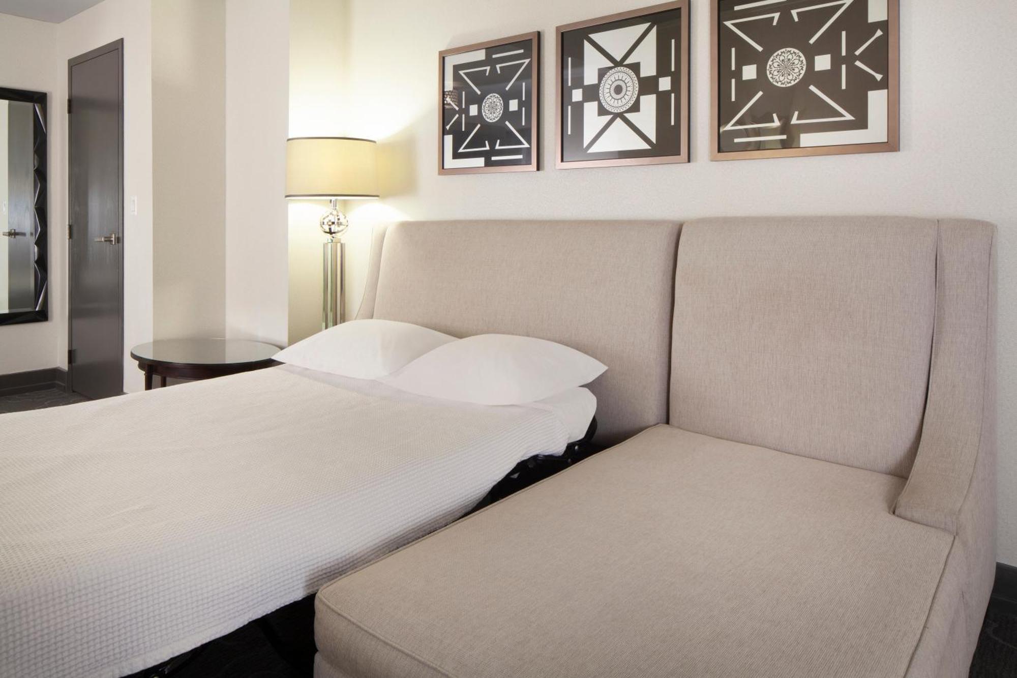 Premium King Room