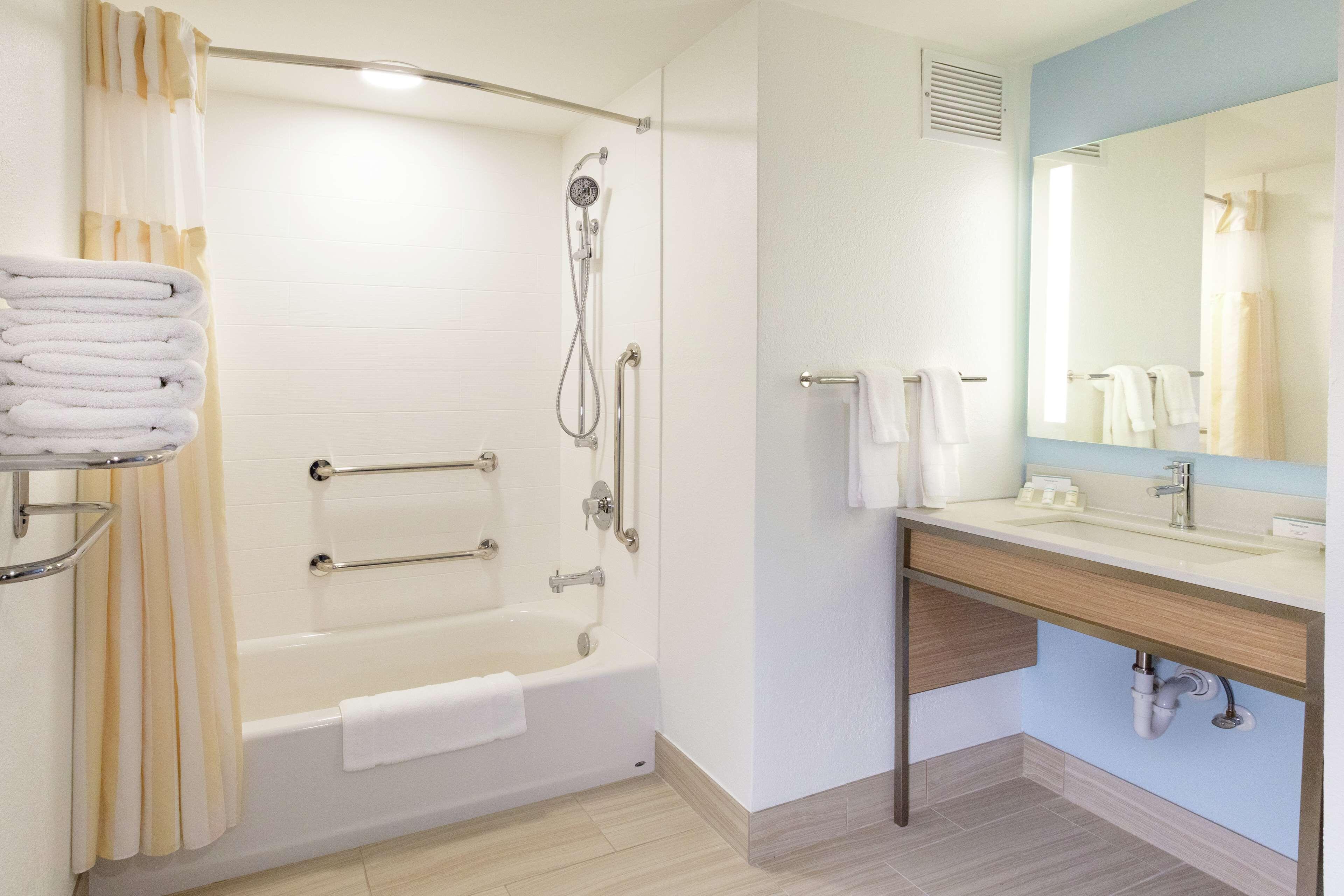 Queen Room Two Queen Beds Mobility or Hearing Accessible
