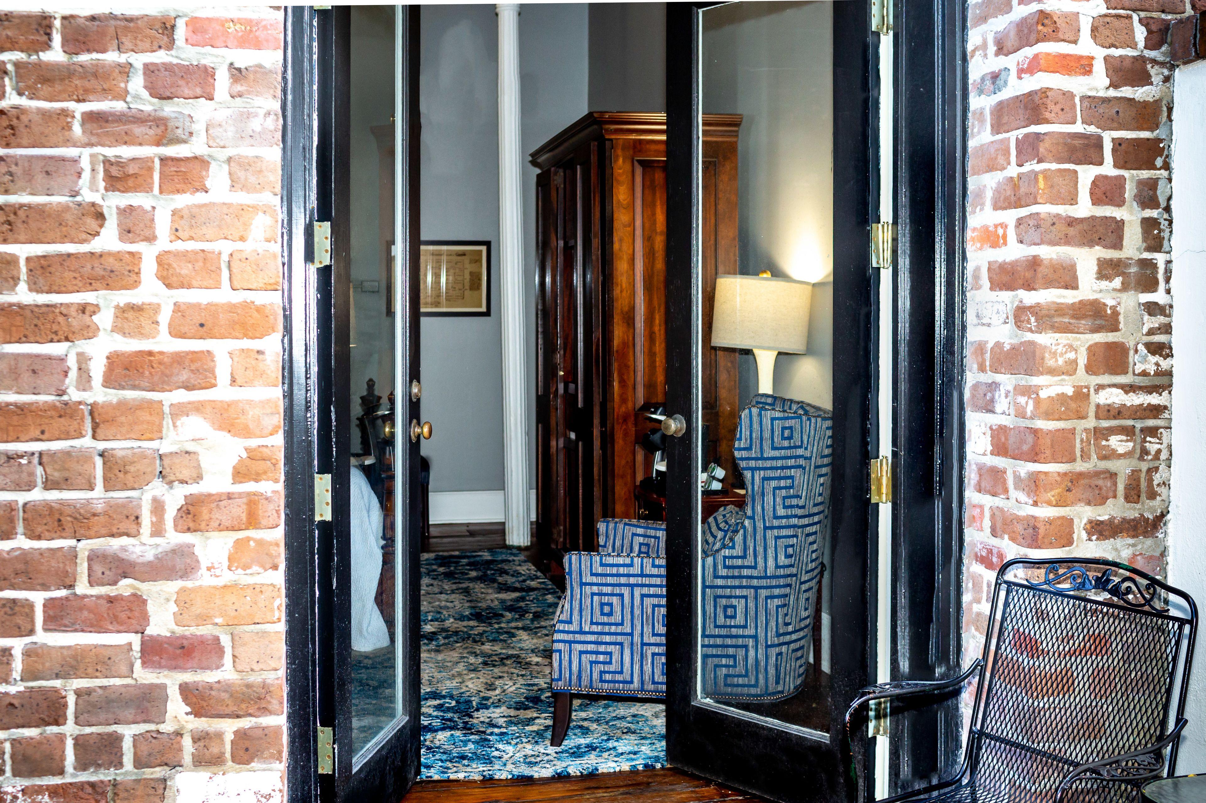 Queen Room Patio