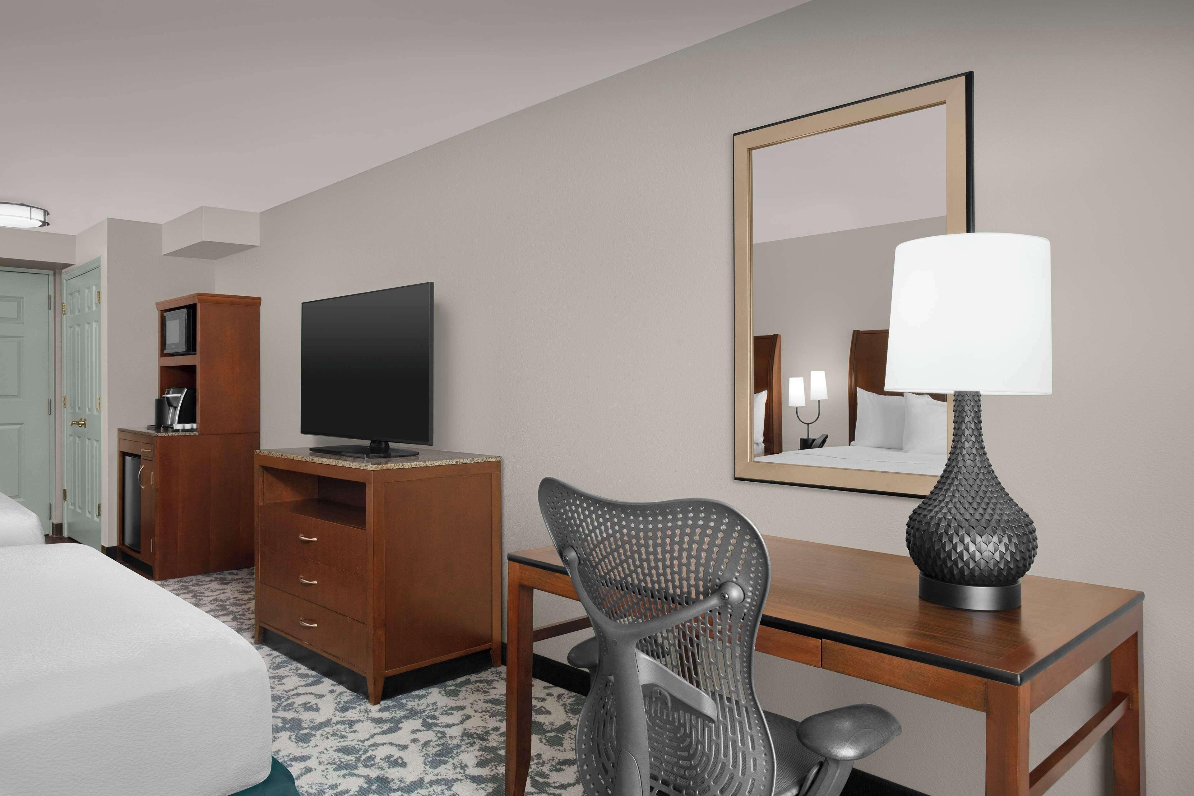 Queen Room Two Queen Beds Shower or Tub