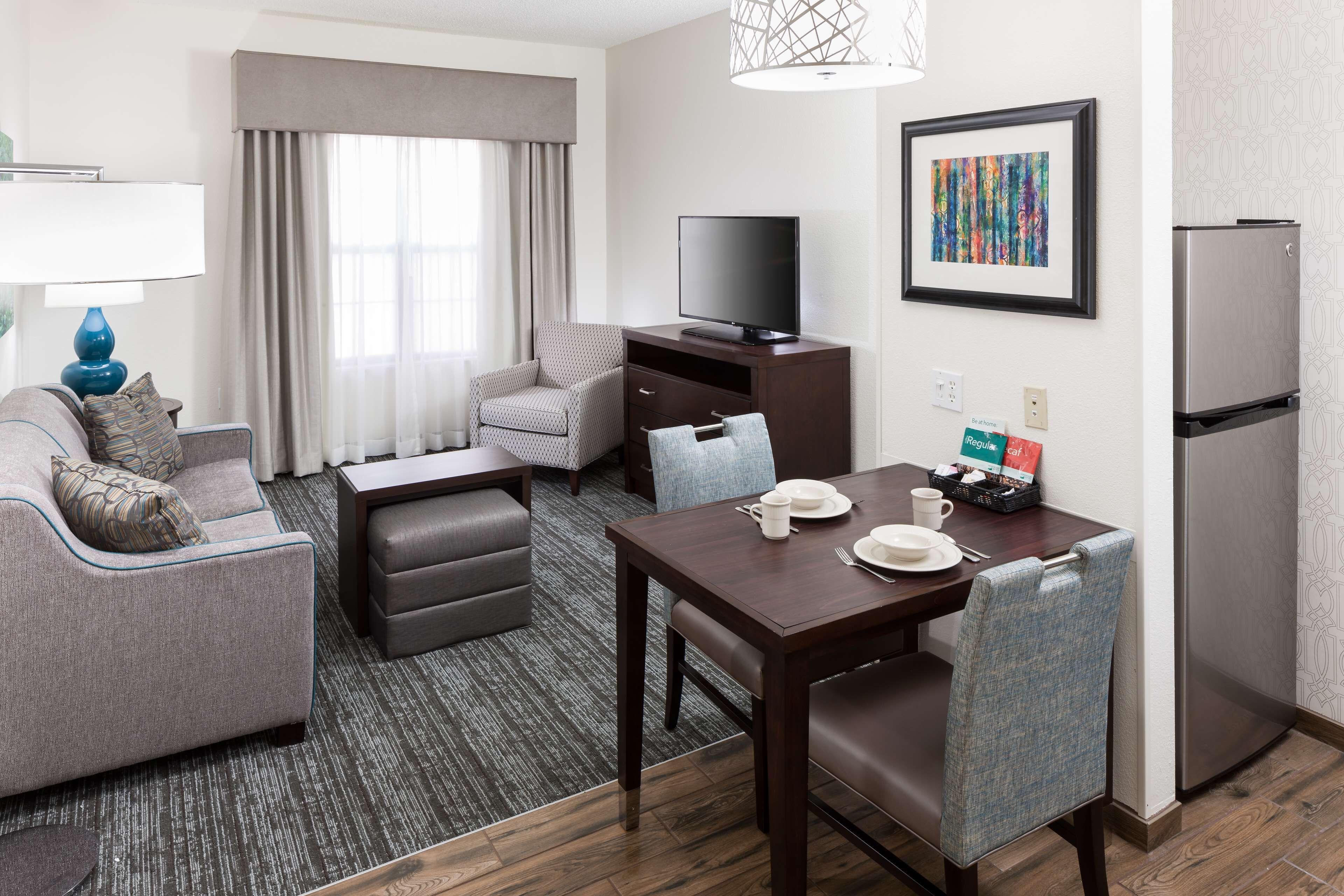 One-Bedroom King Suite Non-Smoking