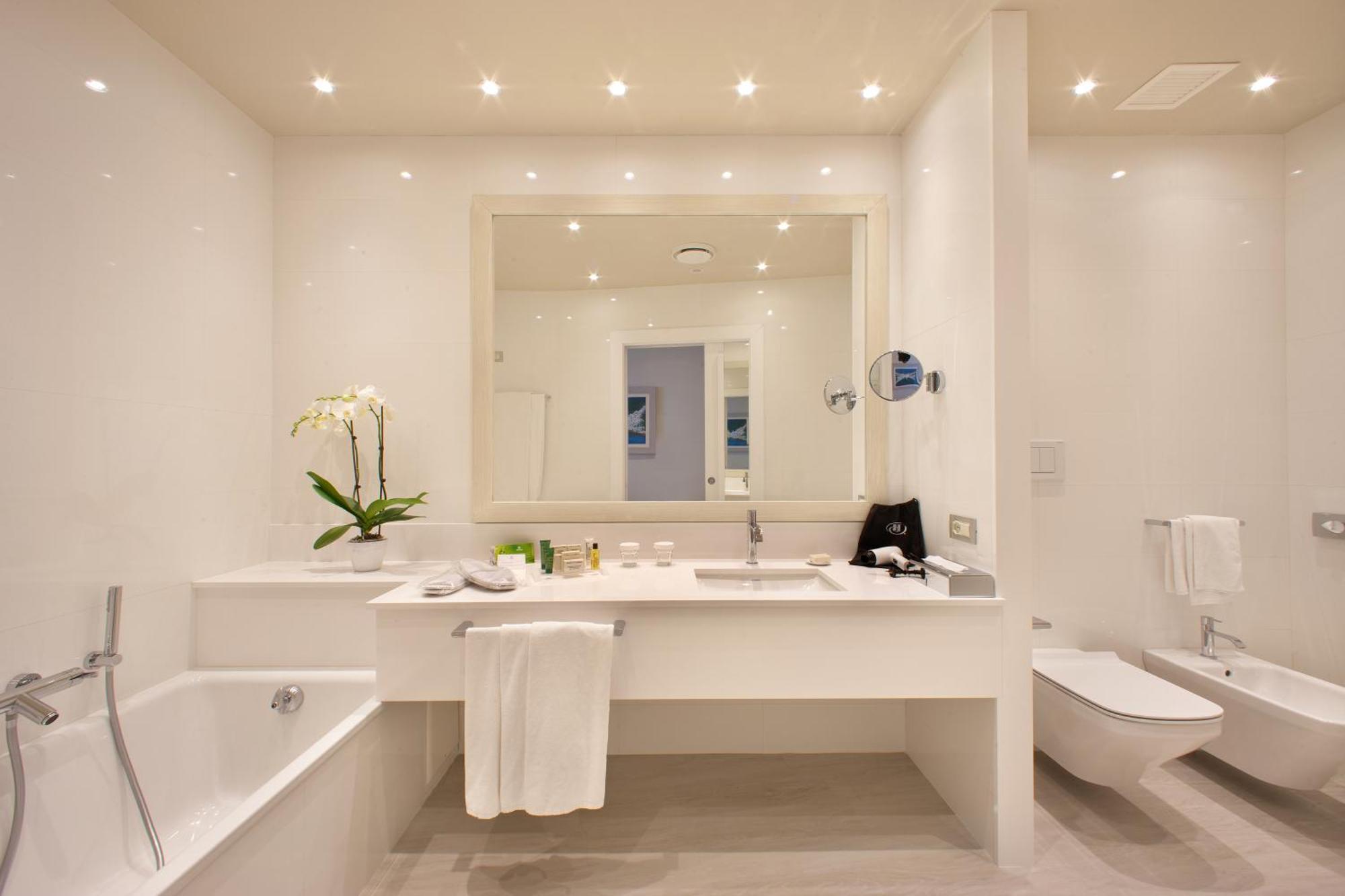 Executive King Room with Sea View,1758290198:JPEG