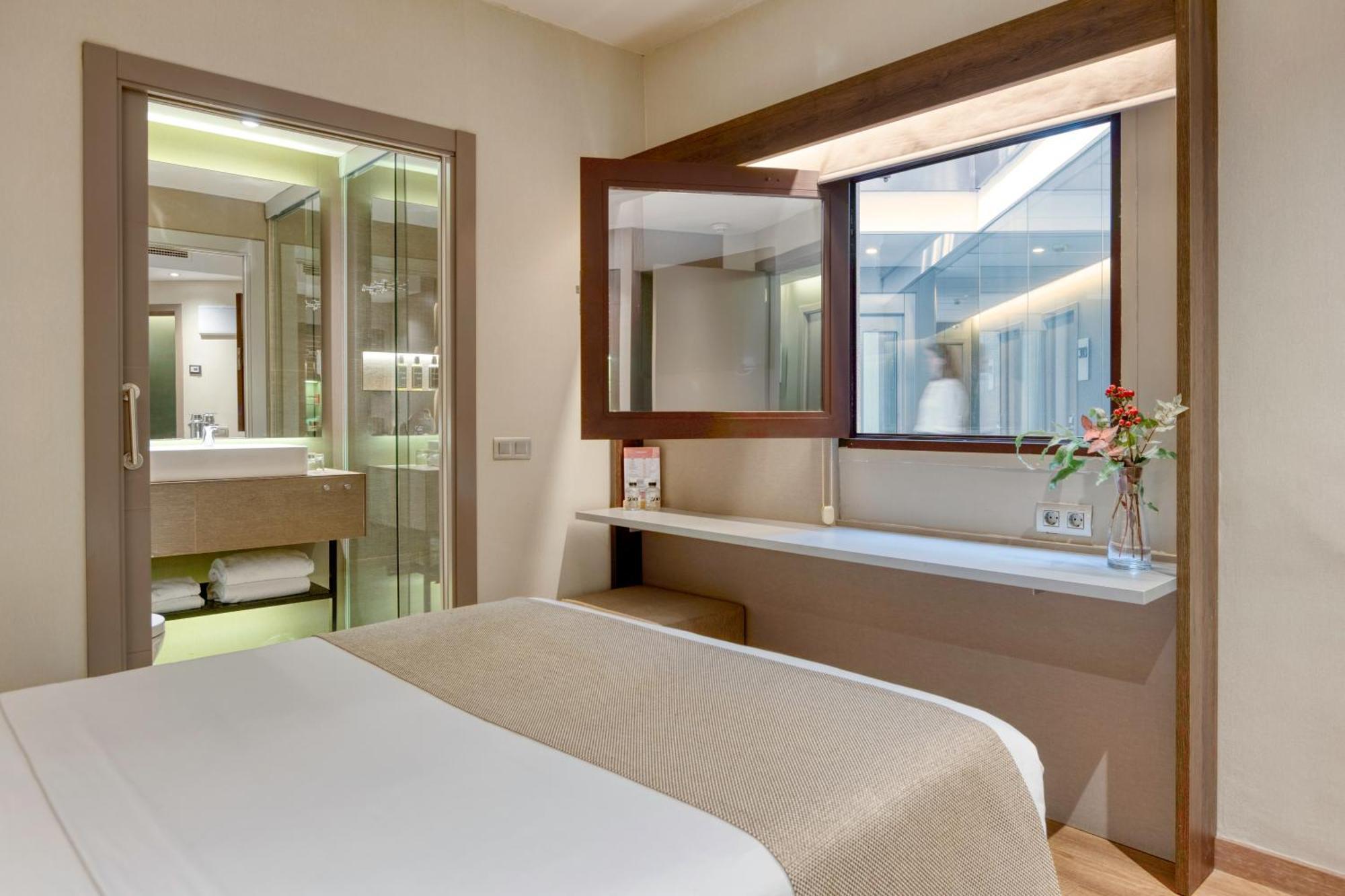 Basic Double Room