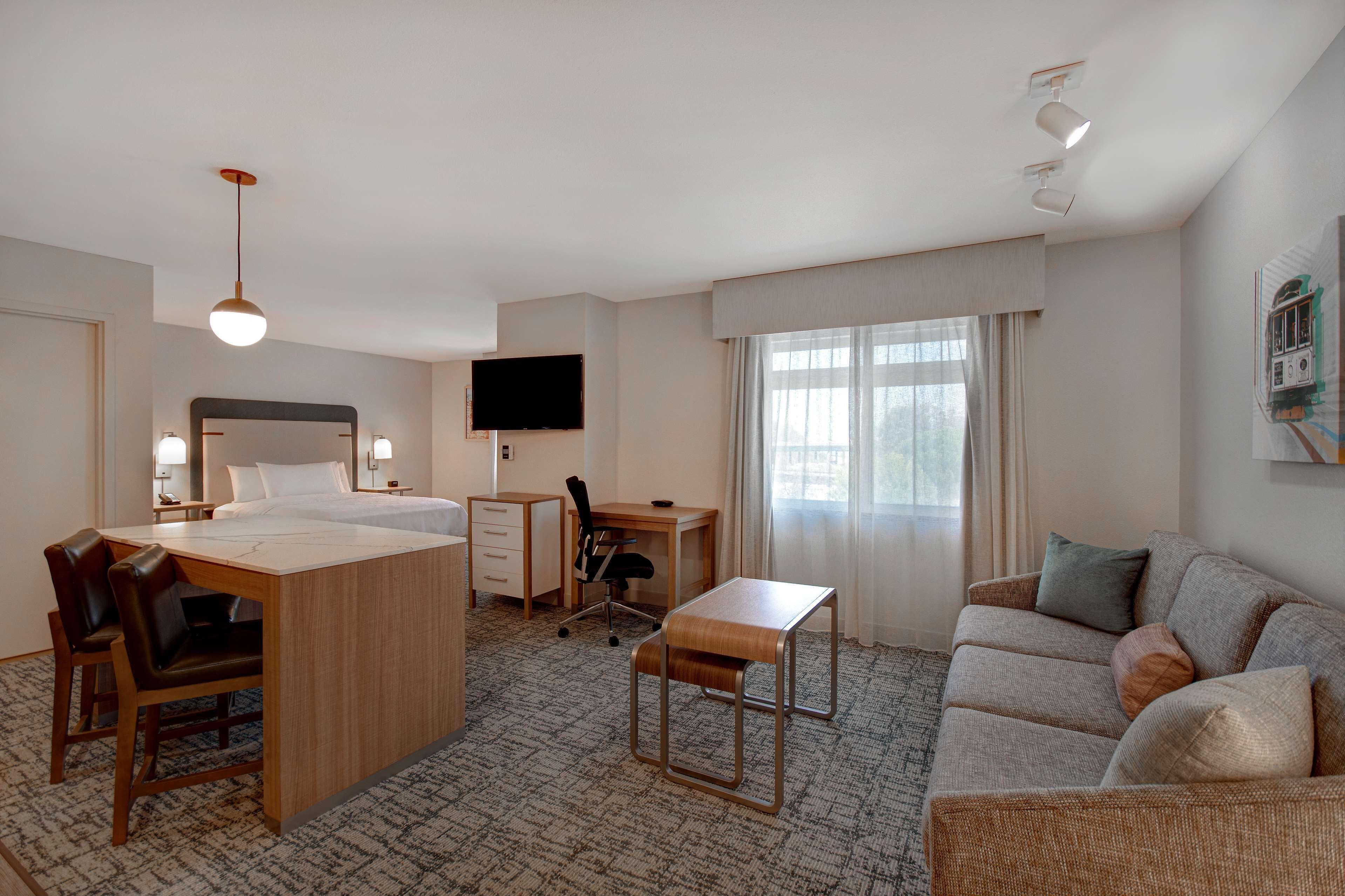 Queen Room Disability Access or Hearing Accessible