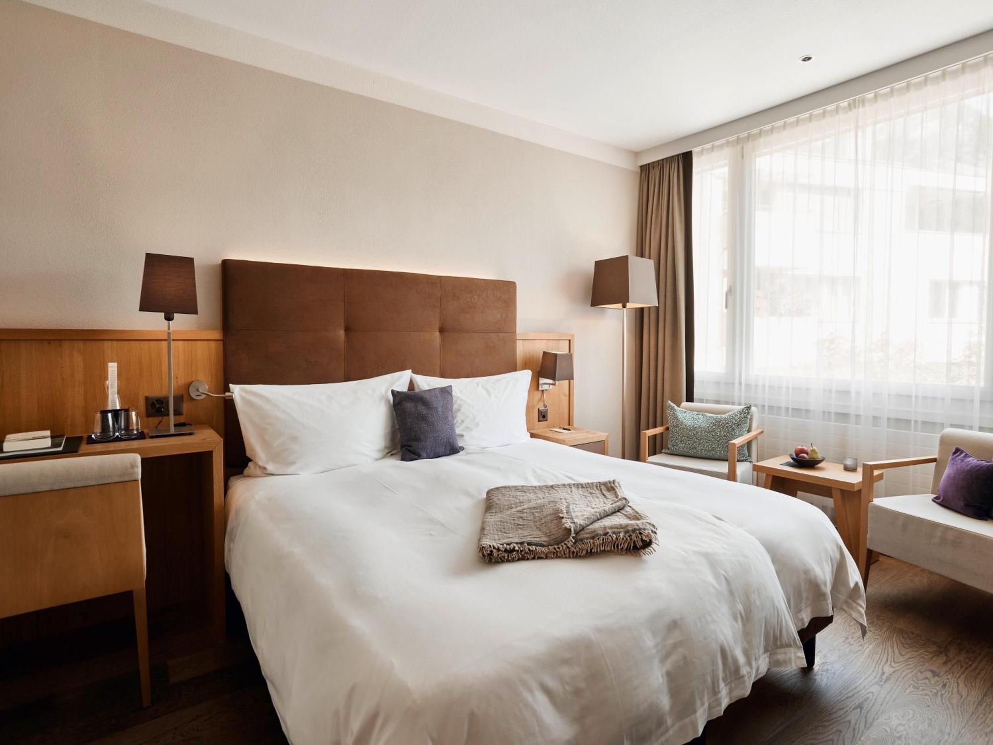 Medium Double Room