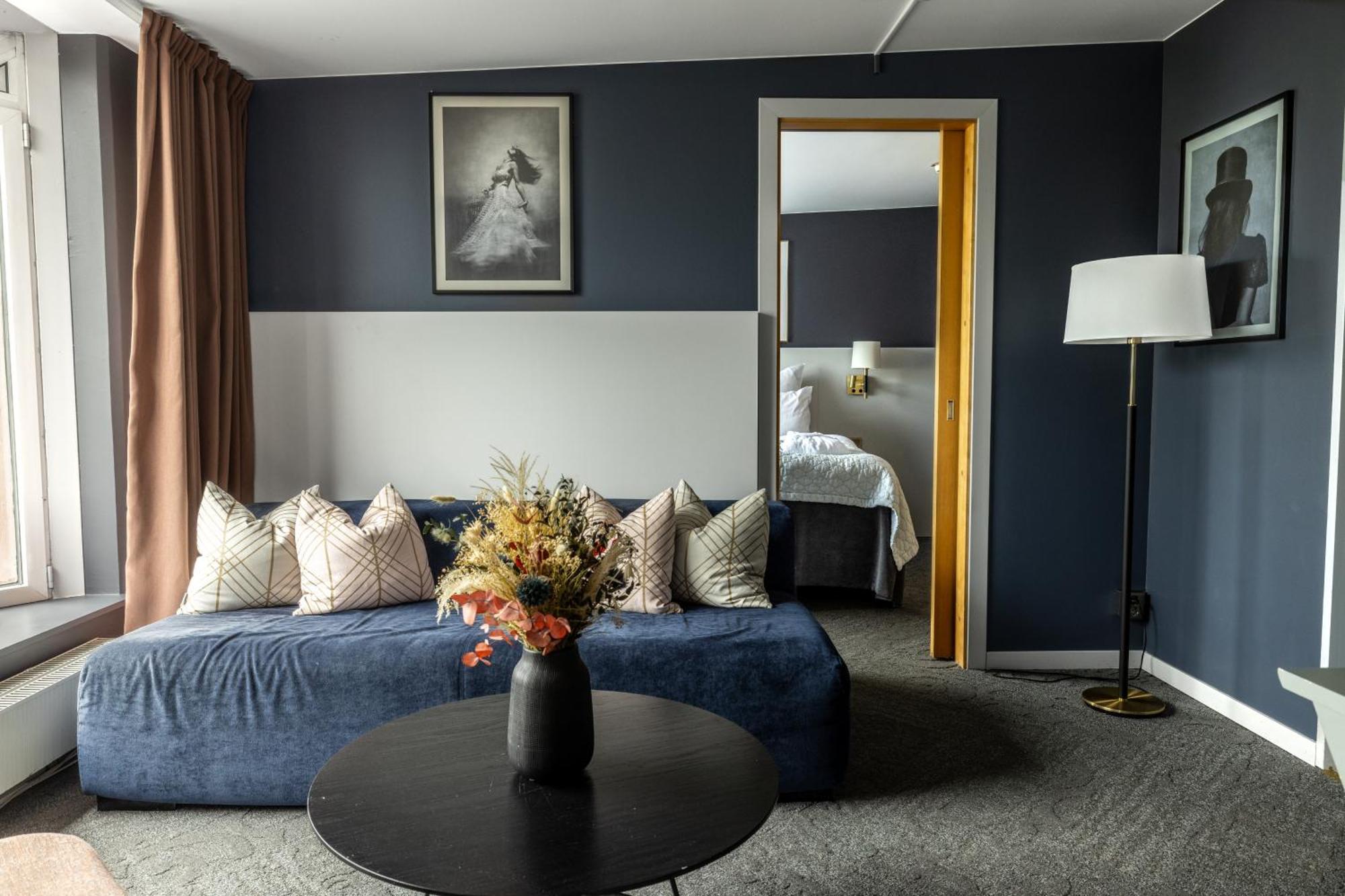 Suite,1710588052:JPEG