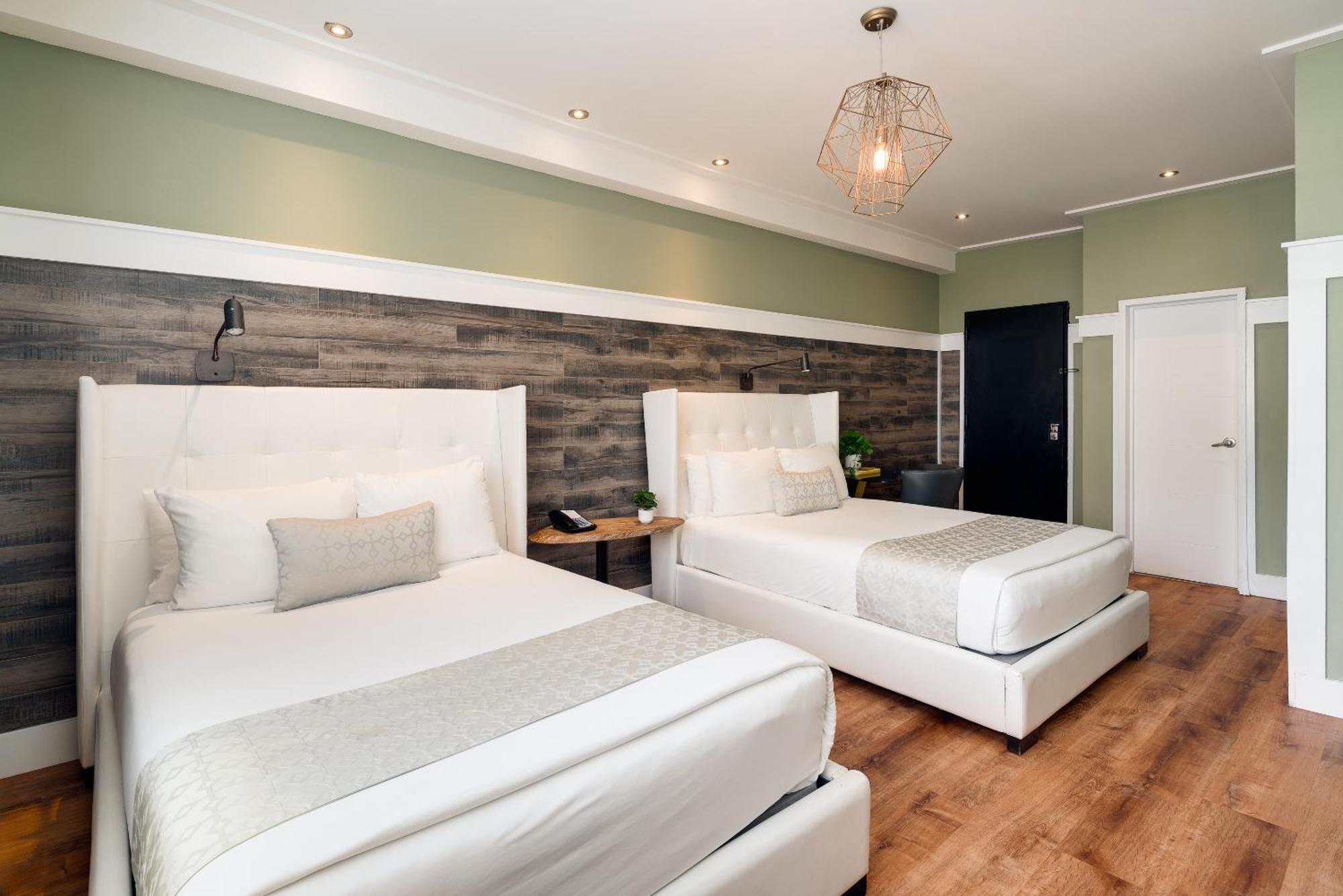 Double Bedroom City View
