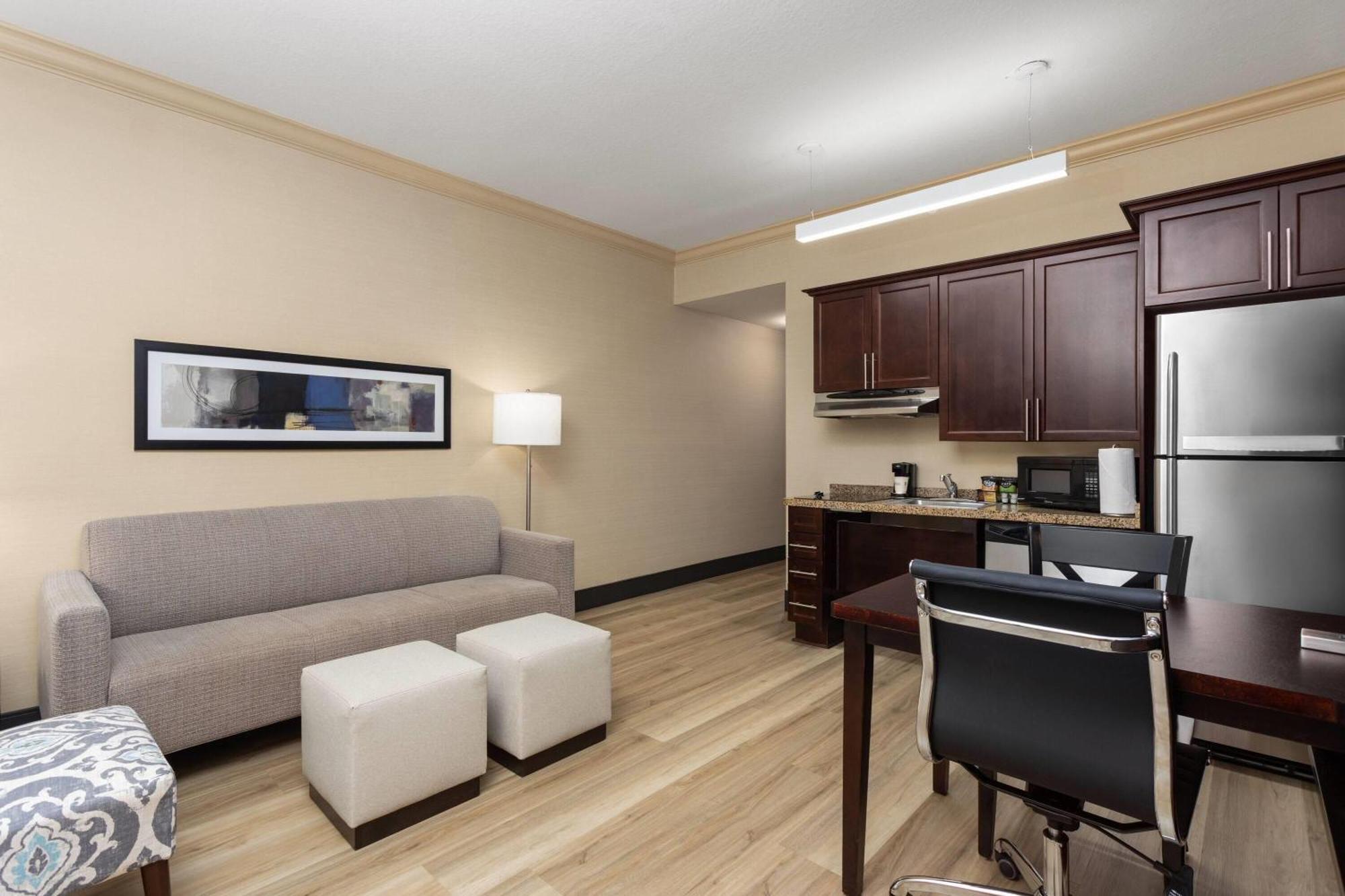 2 Queen Beds 1 King Bed Two-Bedroom Mobility Accessible Suite Non-Smoking