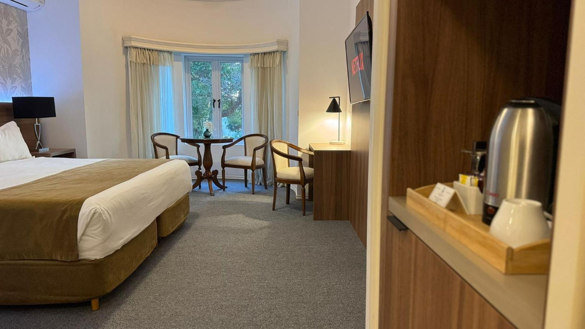 Deluxe Double or Twin Room