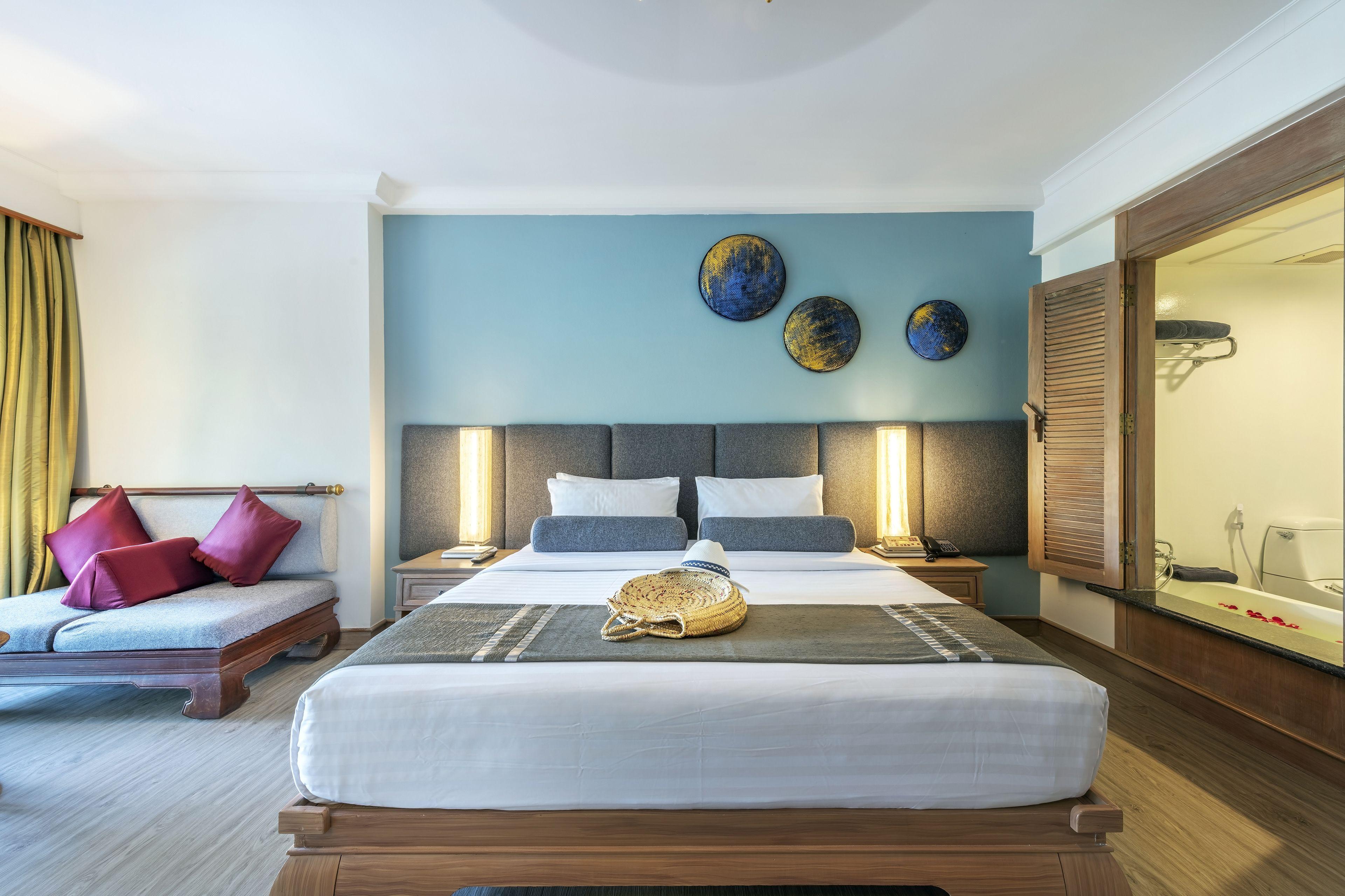 Deluxe Double or Twin Room