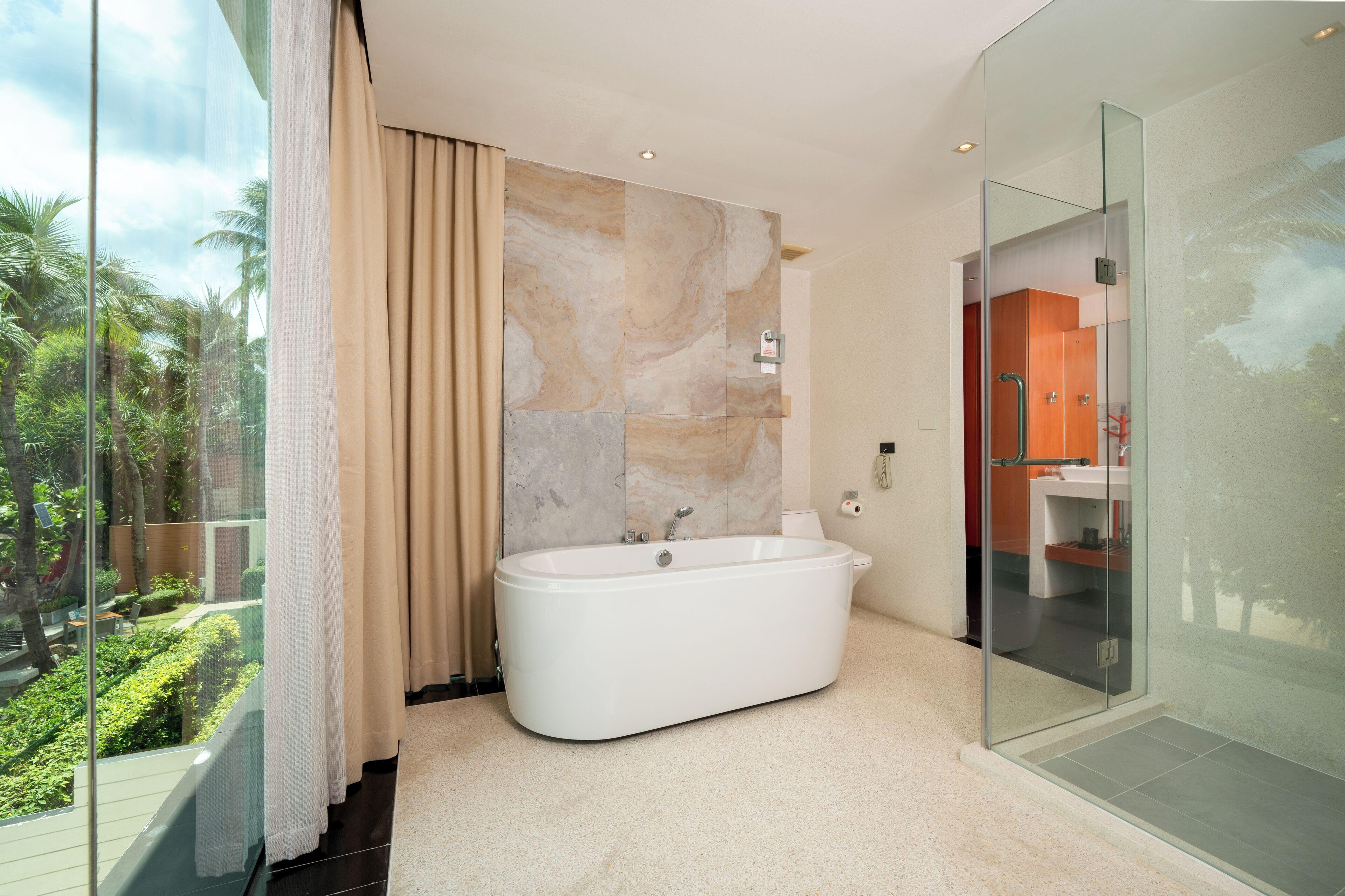 Suite Sea View Daily Complimentary Minibar