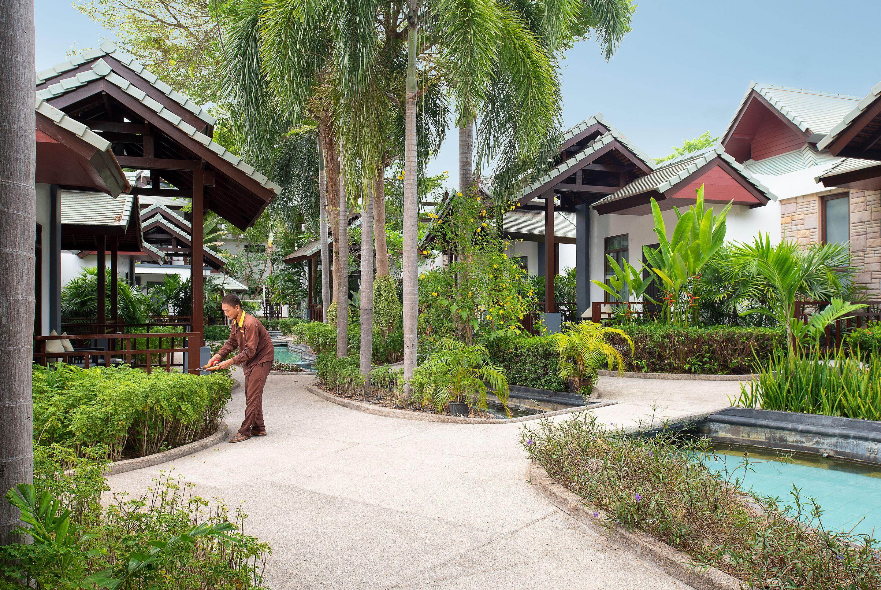 Premium Villa Garden View