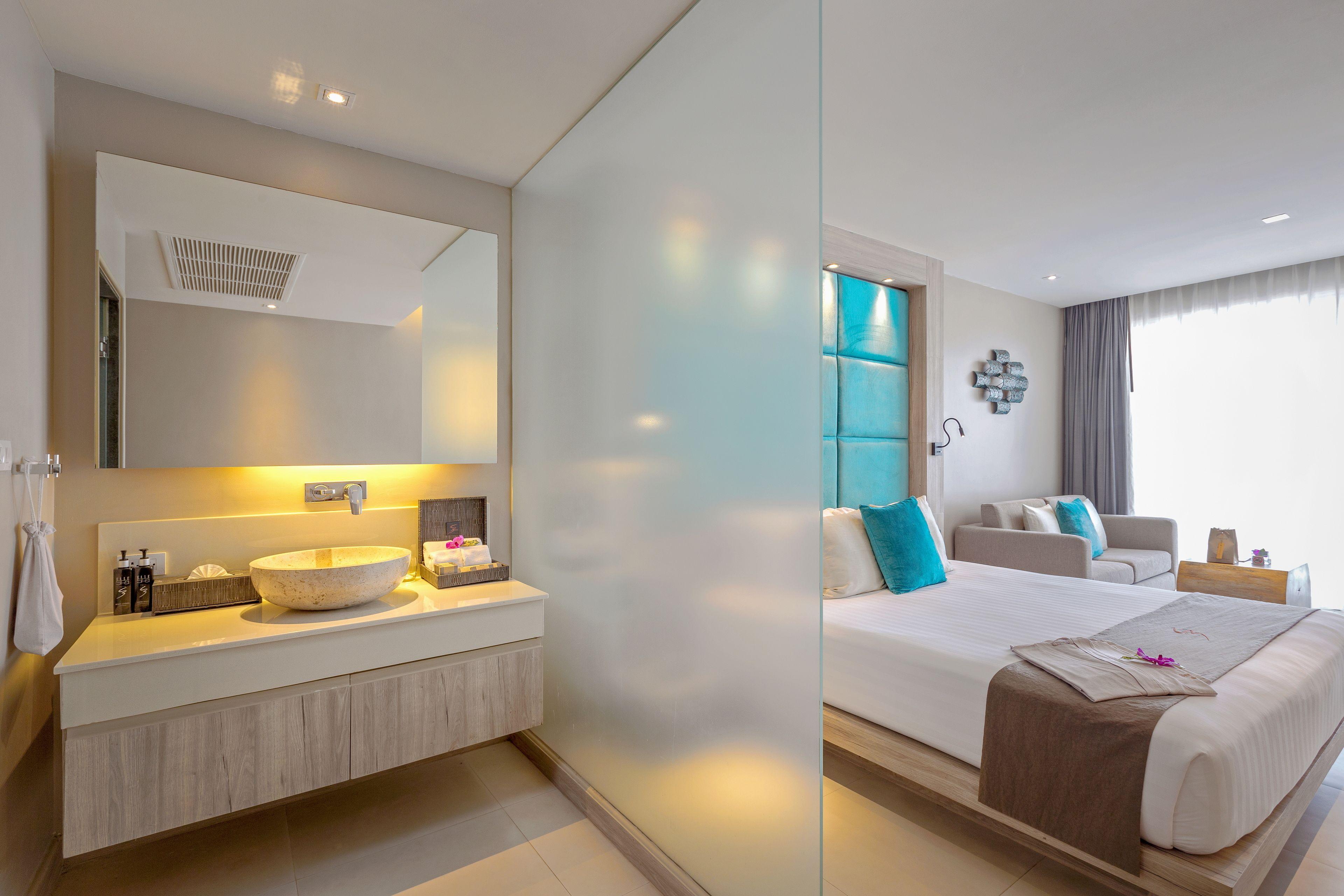 Deluxe Room with Sea View,397133661:JPEG