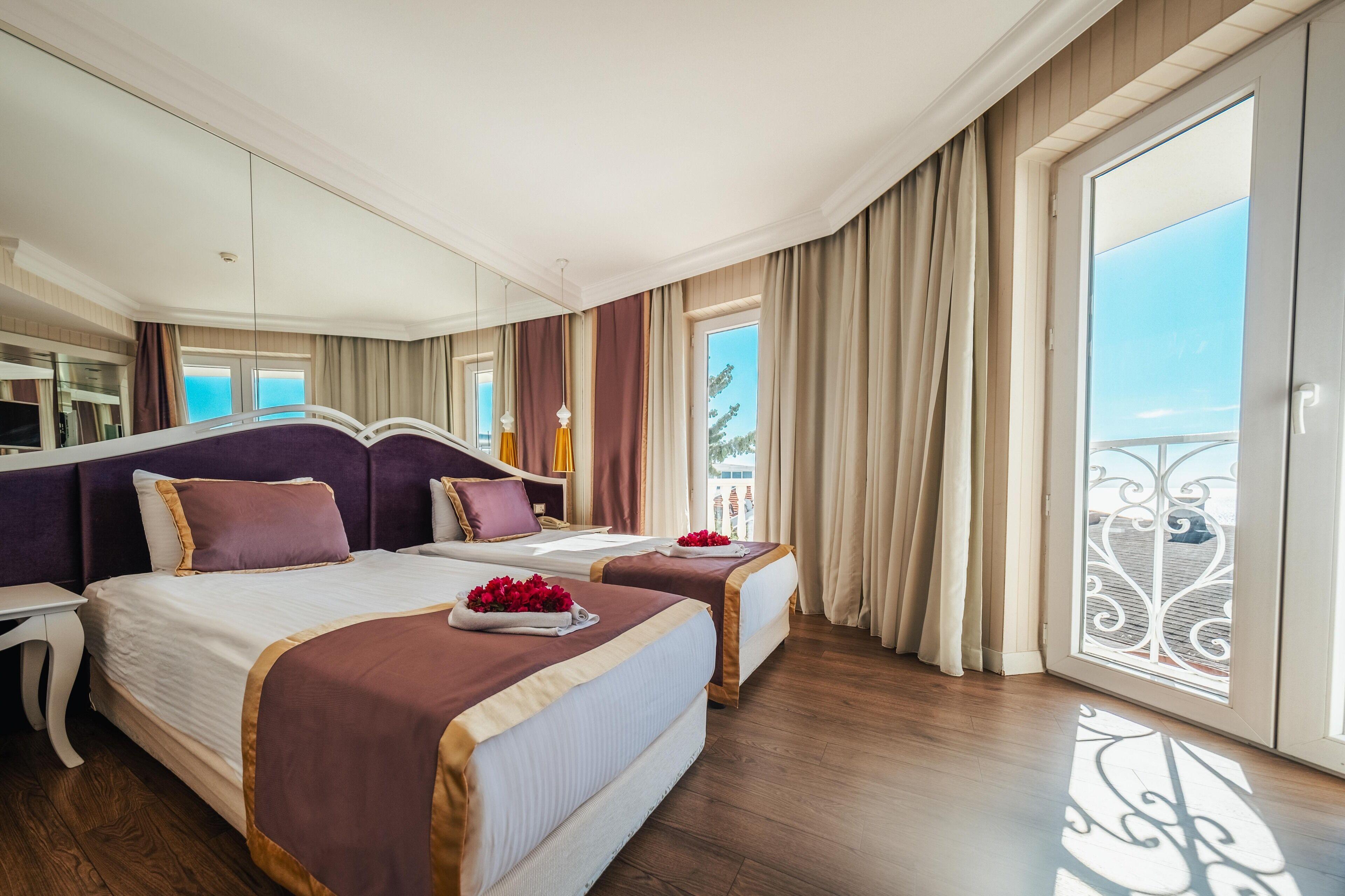 Standard Room Side Sea View