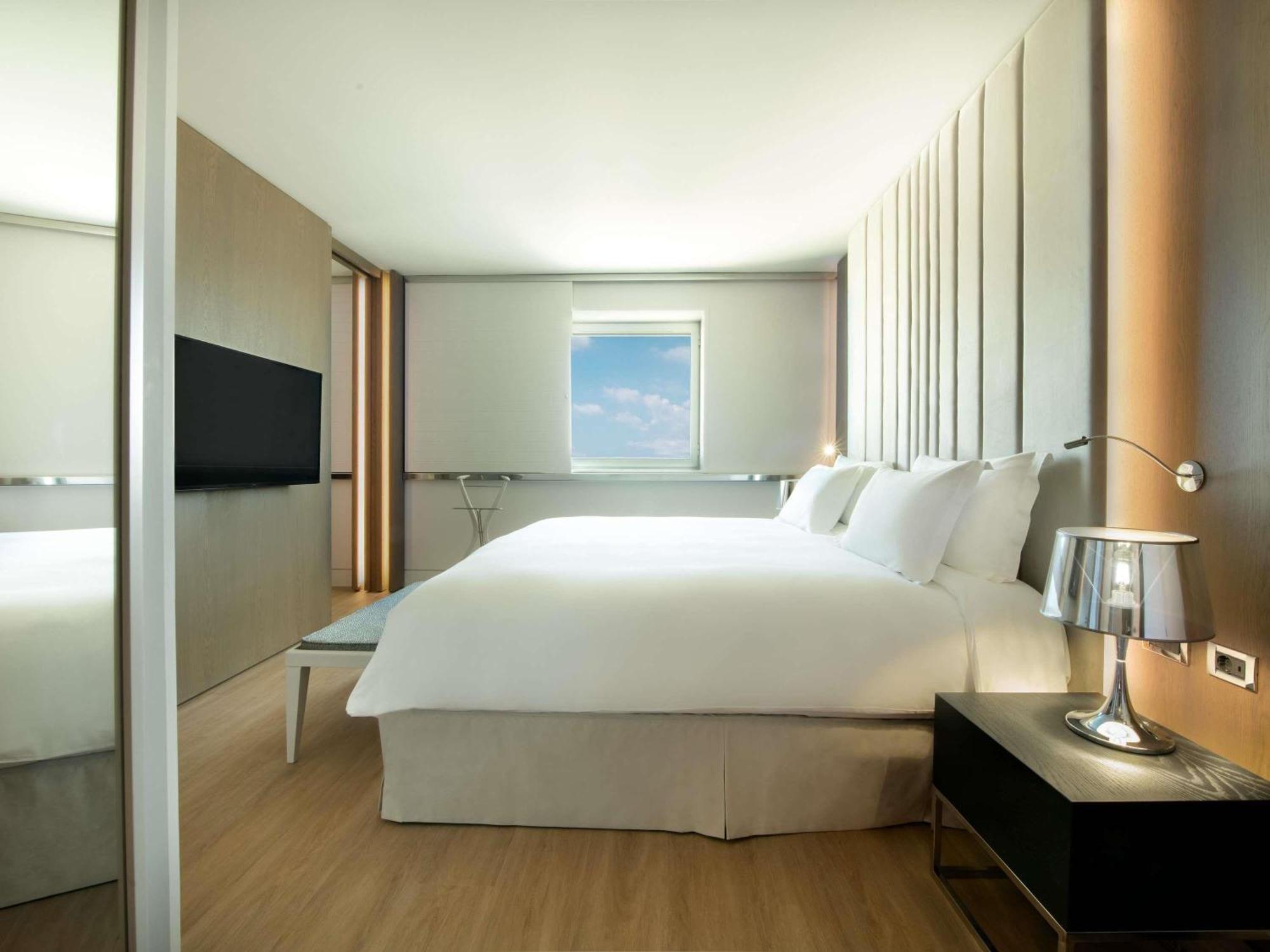 Club King Suite - Lounge Access,1716981993:JPEG