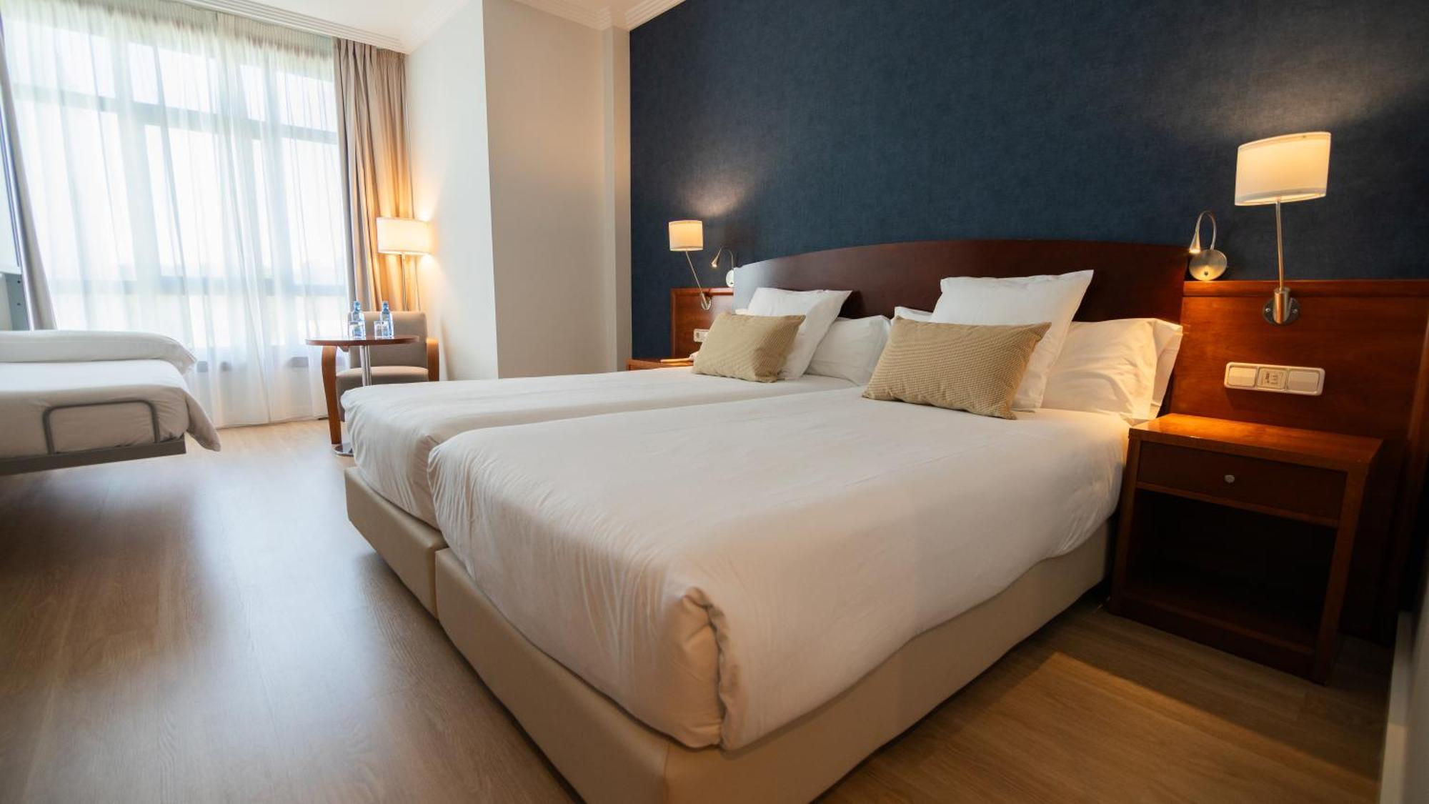 Triple Room (3 Adults) with Spa Access,1716985100:JPEG