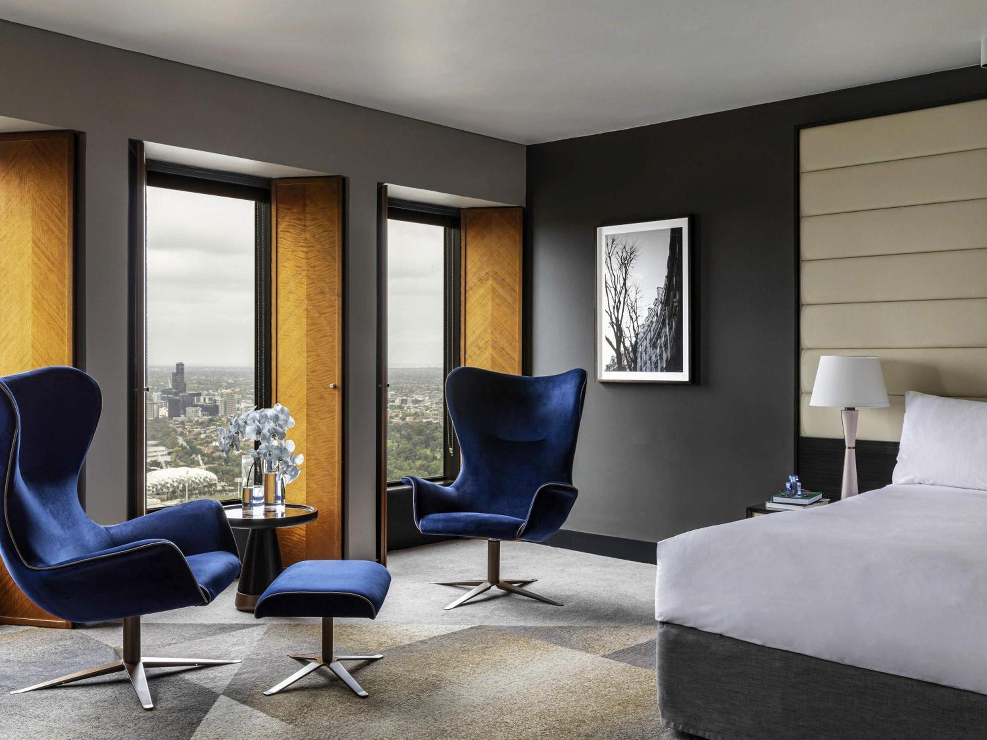 Deluxe King Room Park View