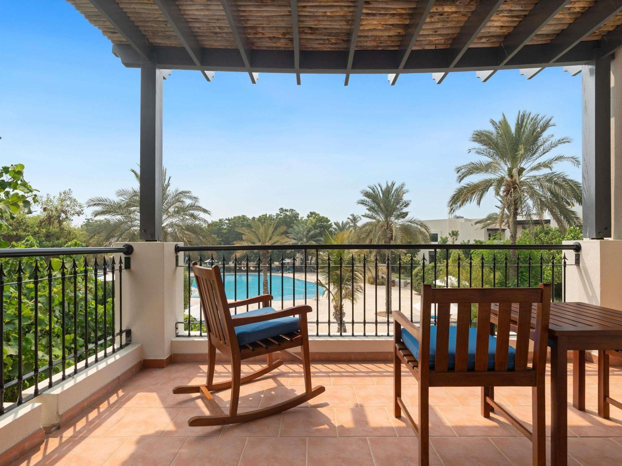 Family Room Pool View,1717015785:JPEG