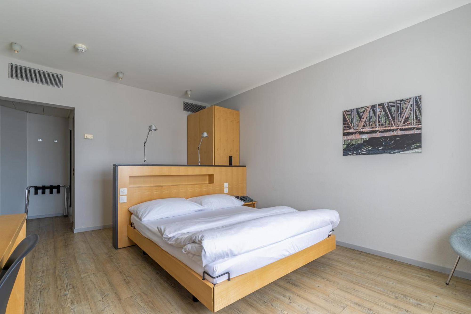 Cosy Room,1717047759:JPEG