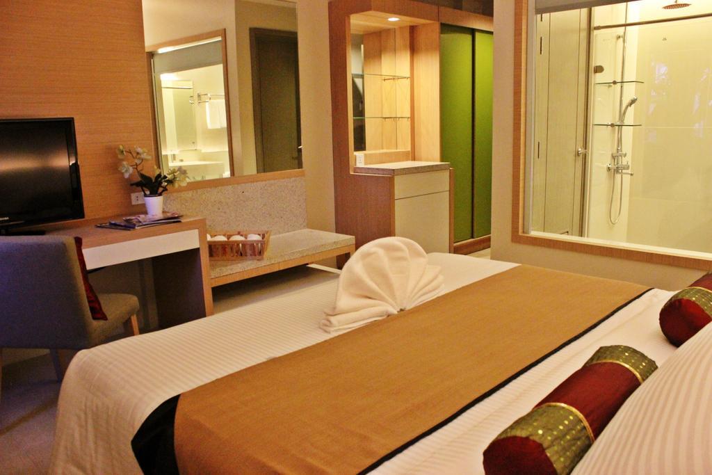 Executive King Room