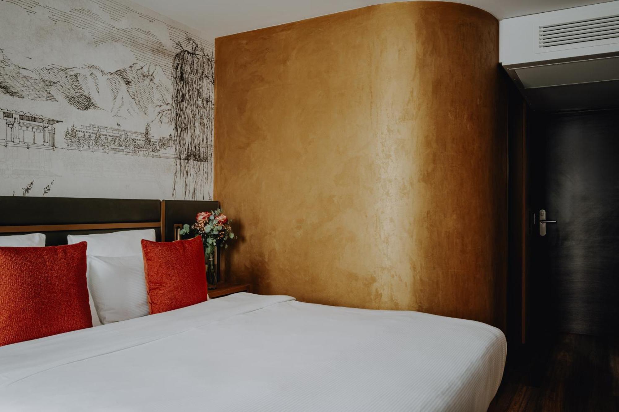 Standard Double Room,1722881376:JPEG