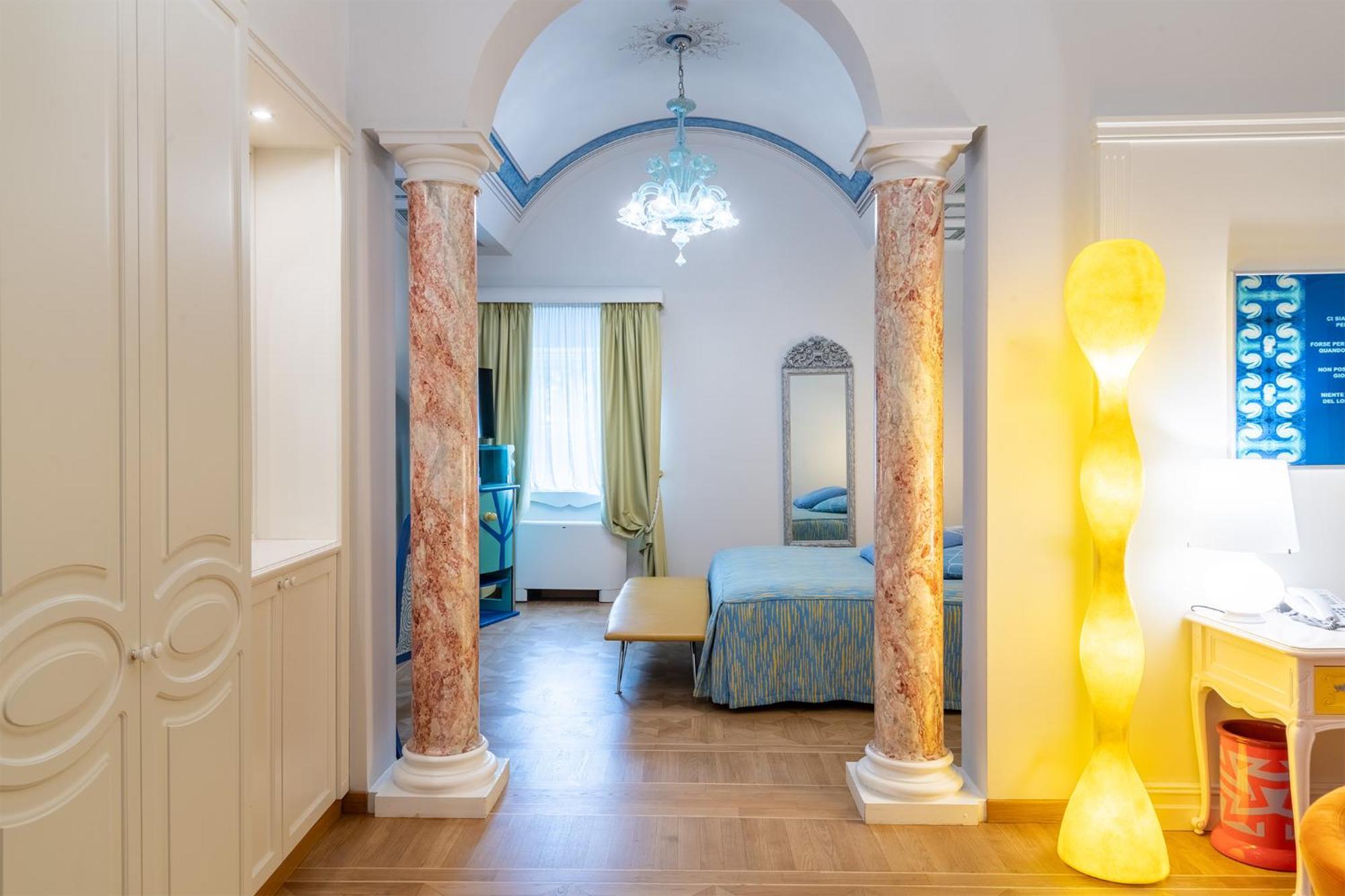 Signature Suite
