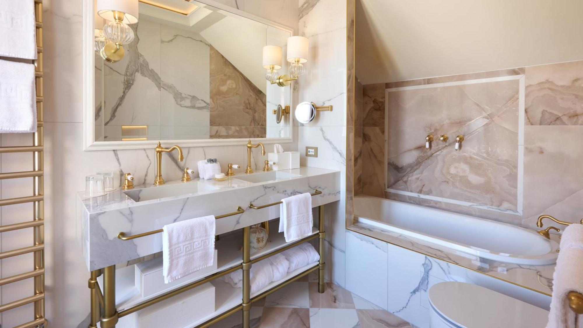 Prestige Double Room with Lateral Canal View,1722911868:JPEG