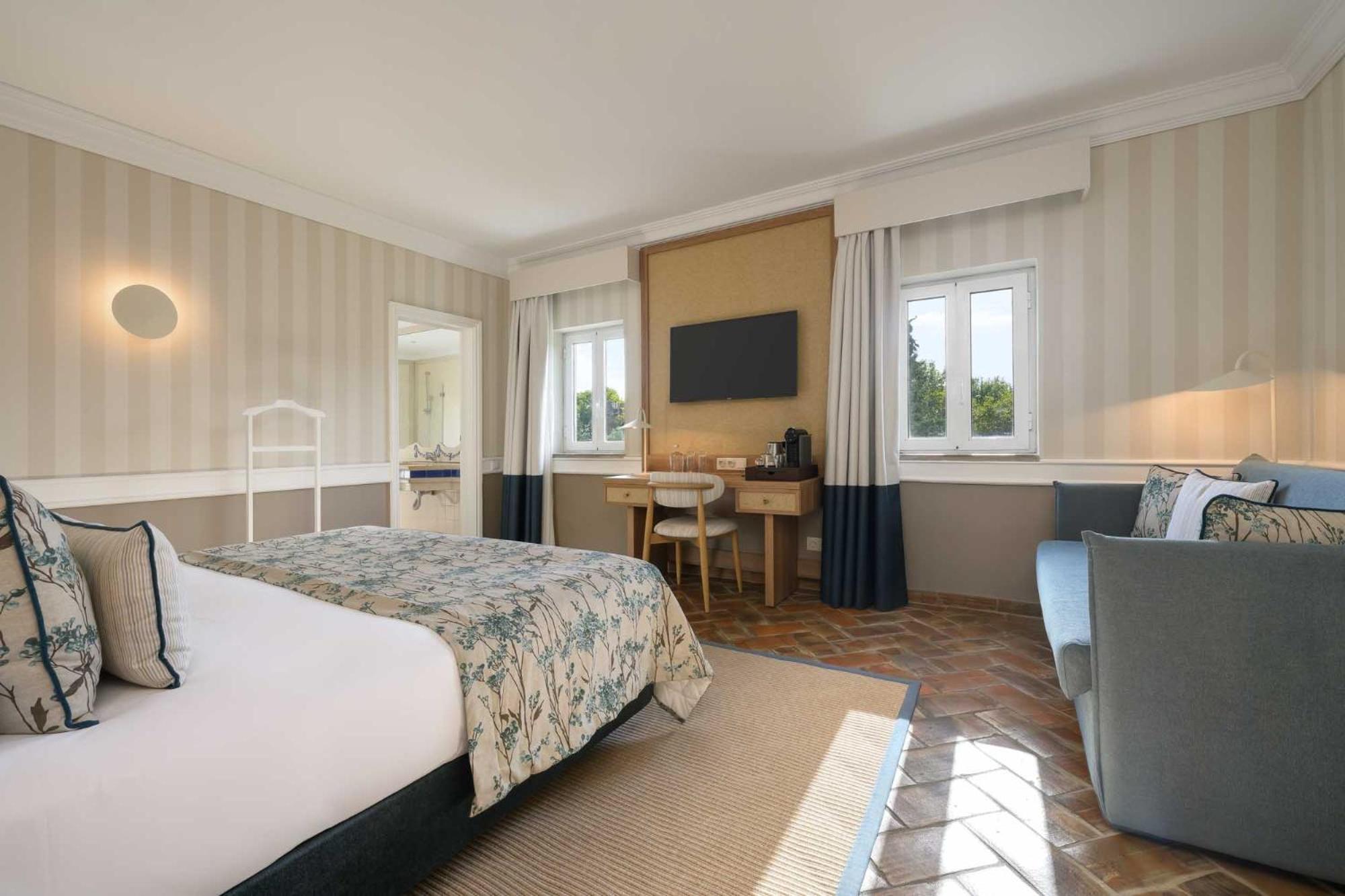 Deluxe Double or Twin Room Garden View