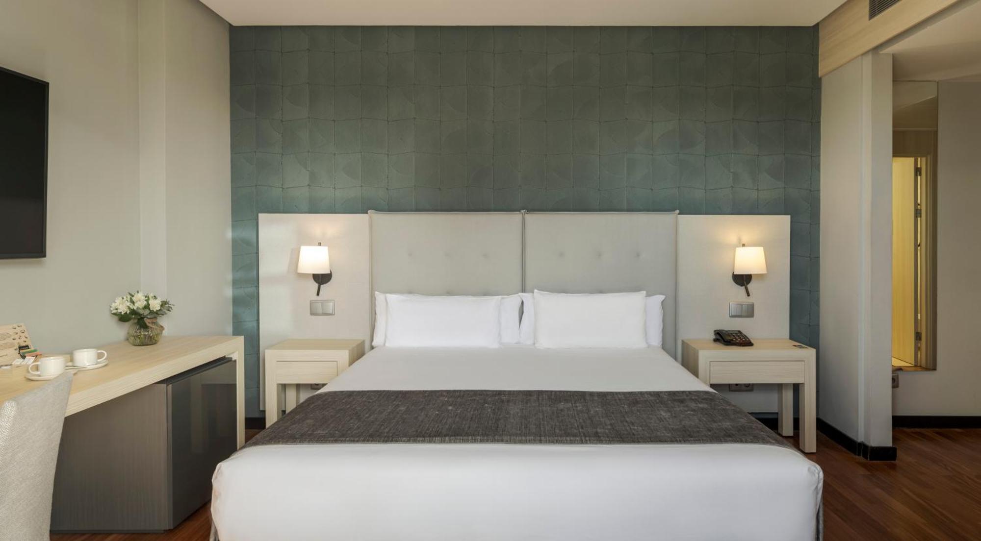 Superior Double or Twin Room,1729990071:JPEG