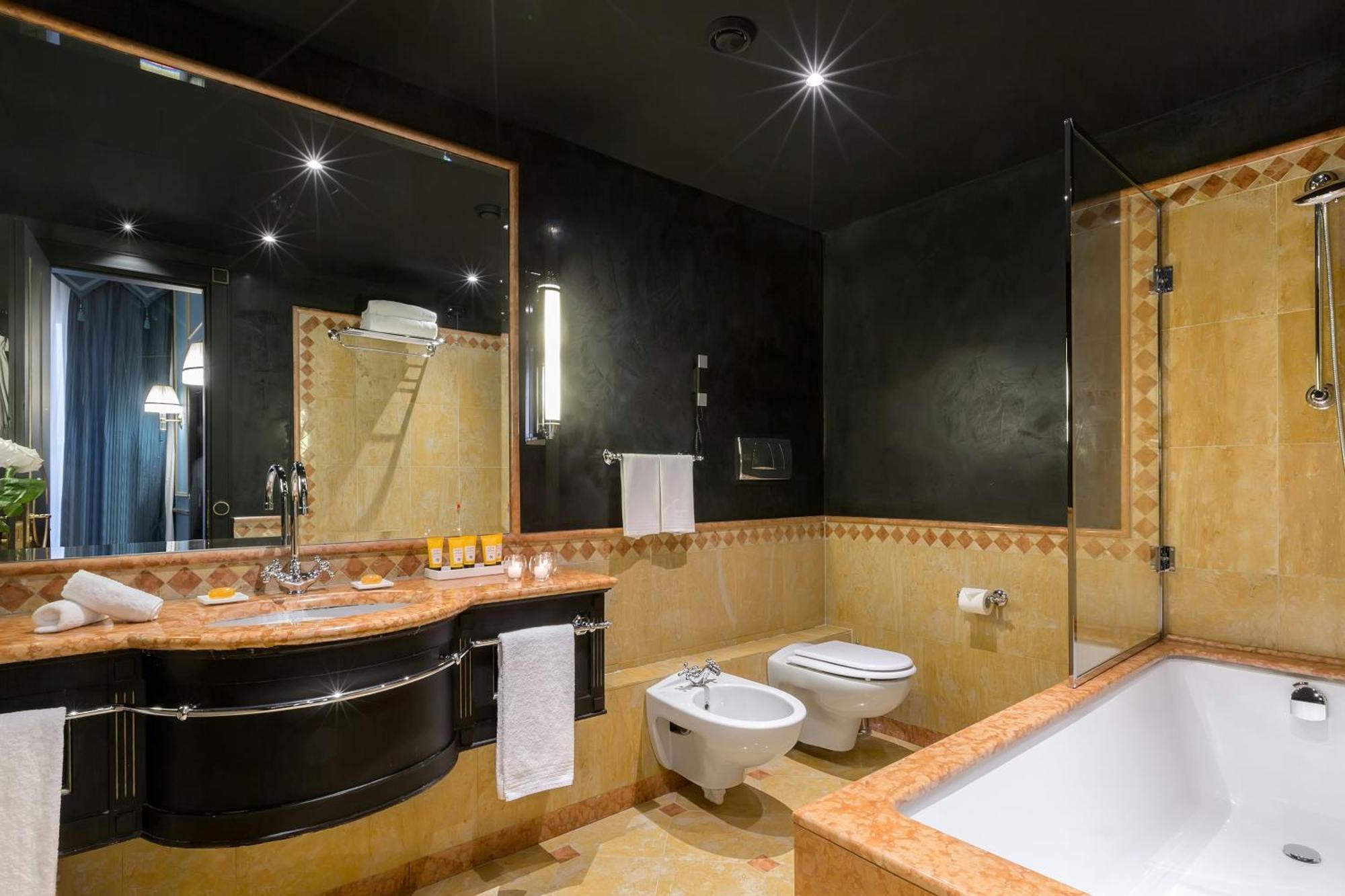 Splendid Heritage Suite
