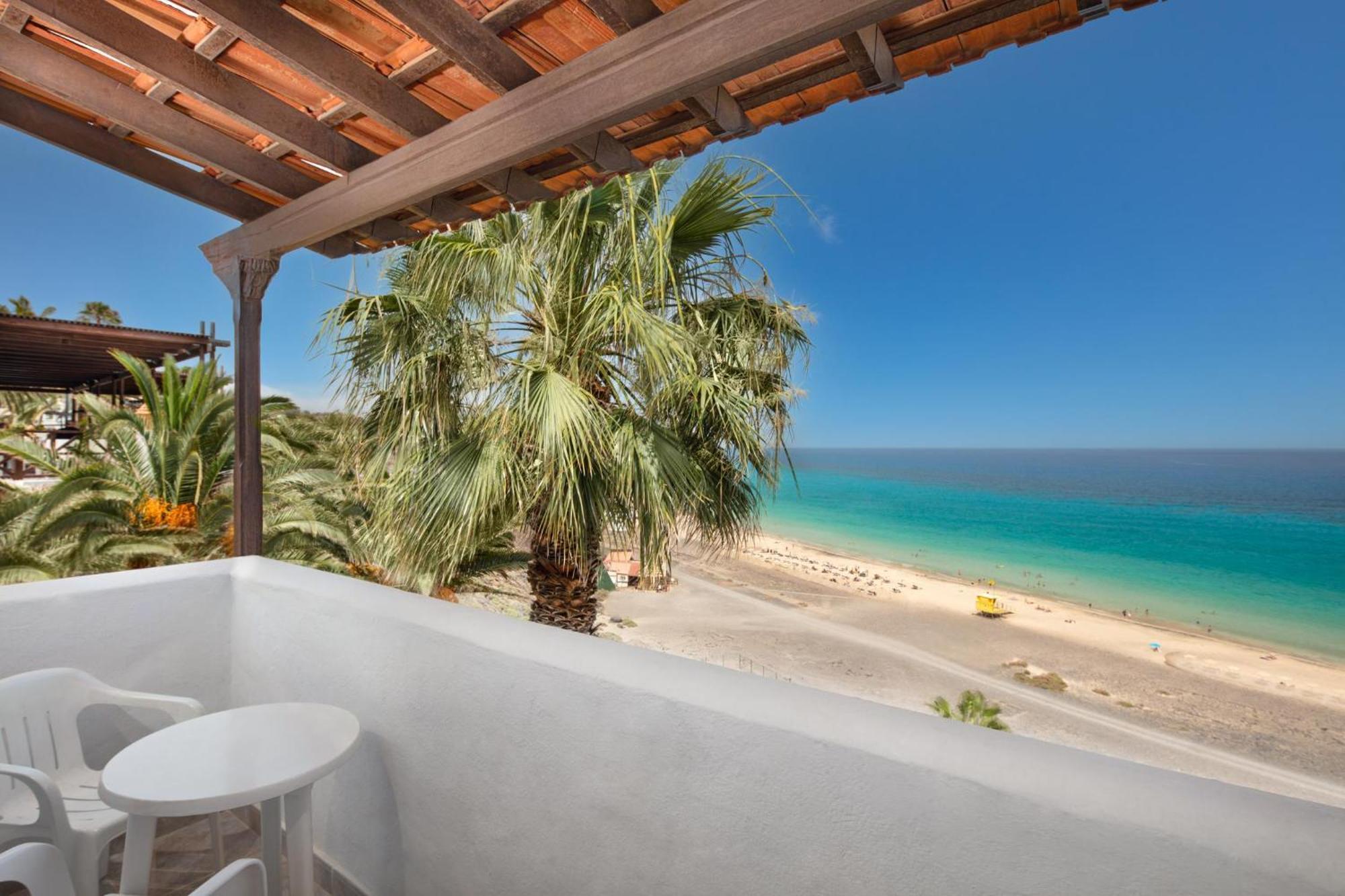 Double or Twin Room Sea View