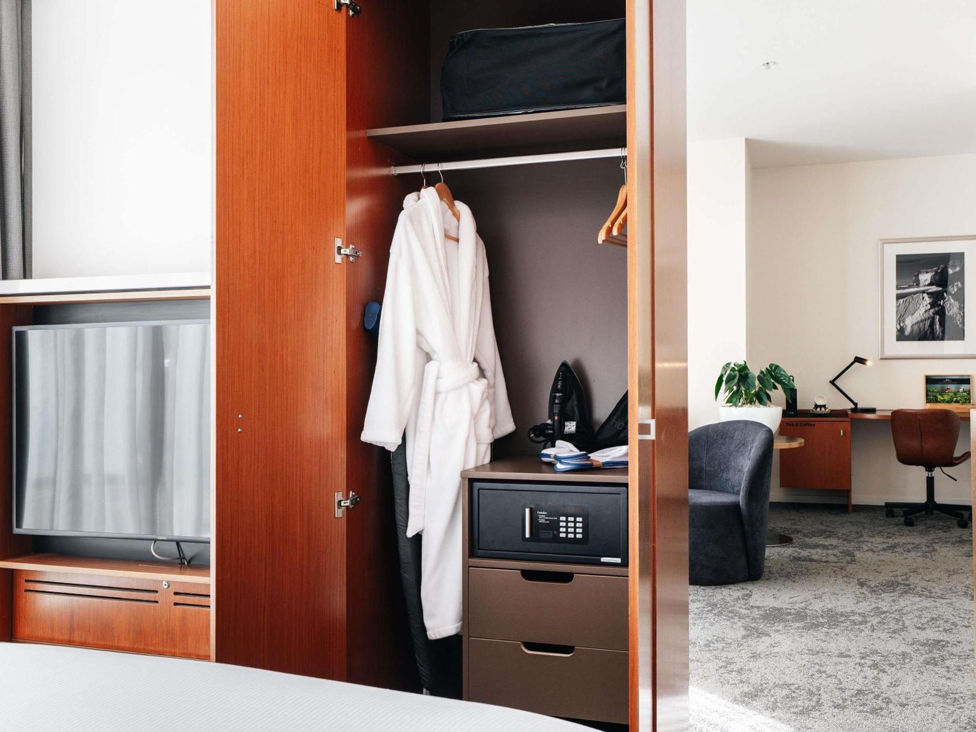 Executive King Suite