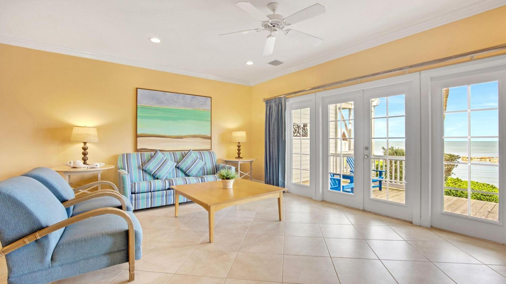 Tropical Garden Double Queen Guestroom