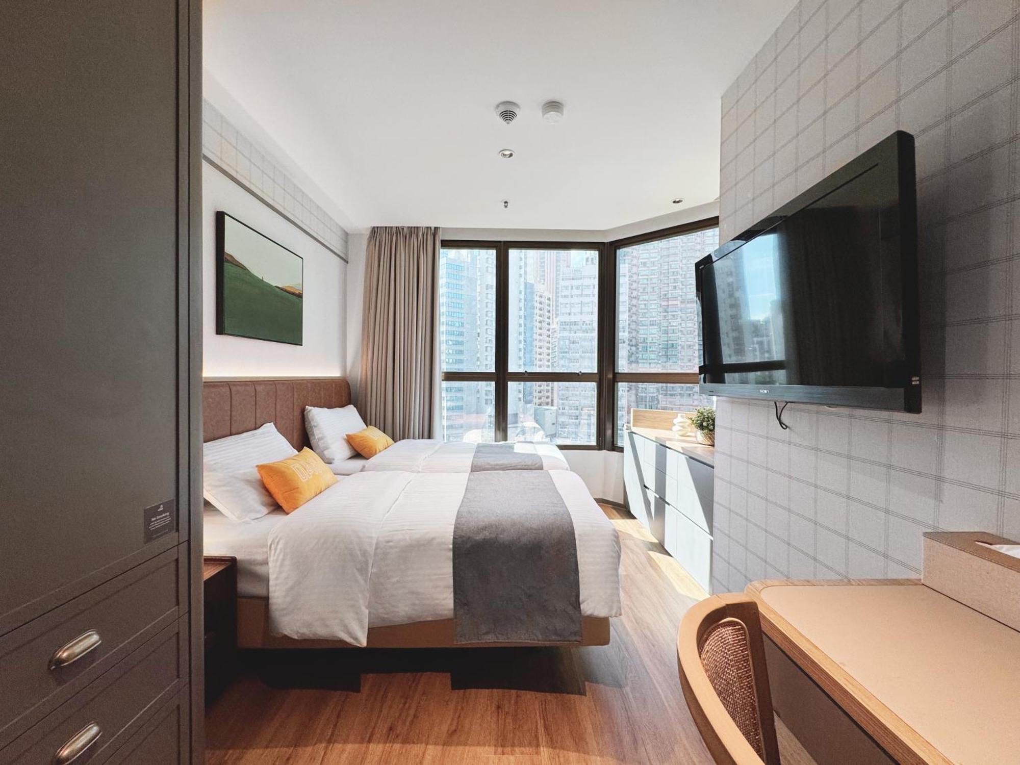 Premier Twin Room