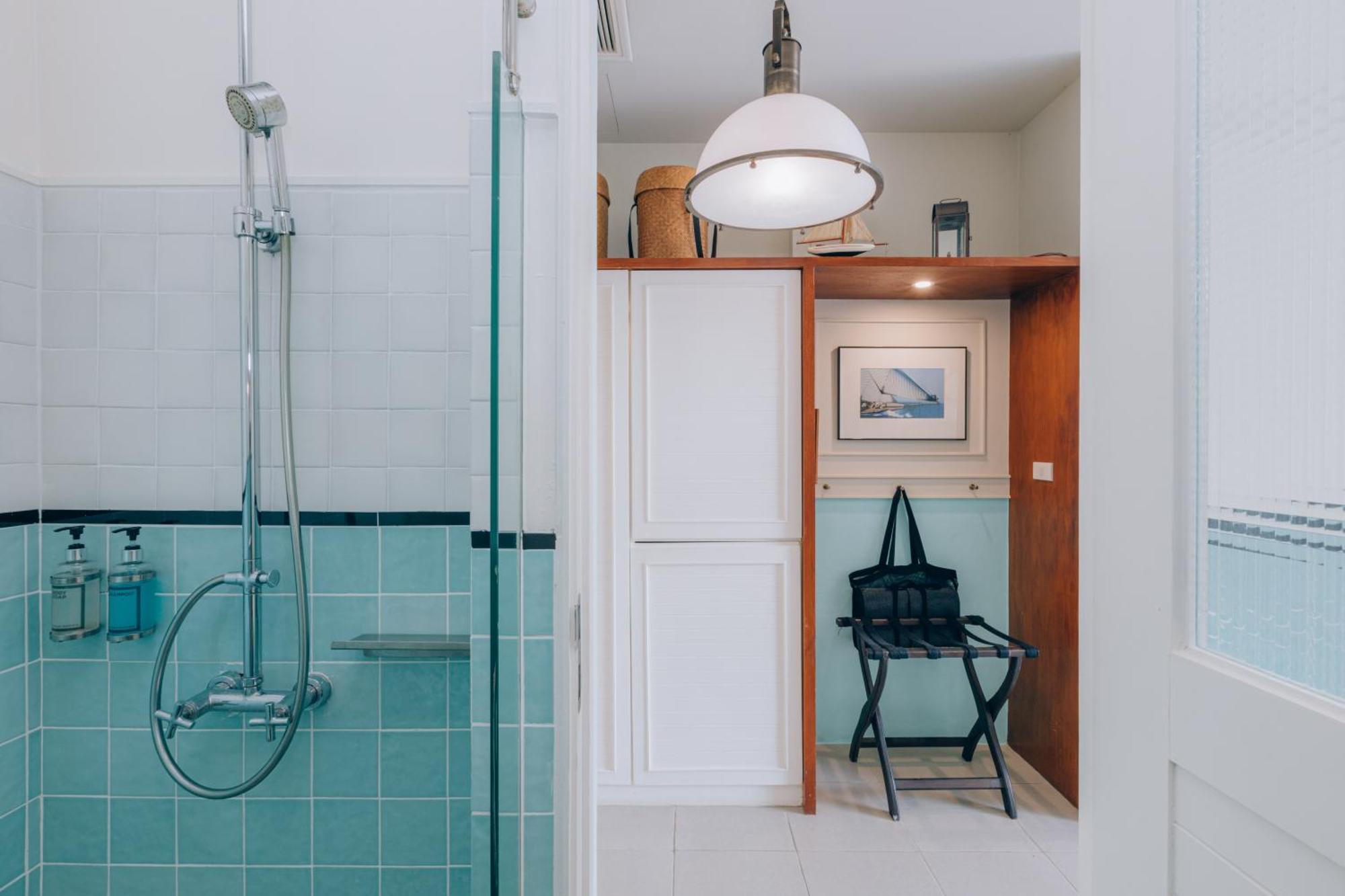 Deluxe Double Room Pool Access