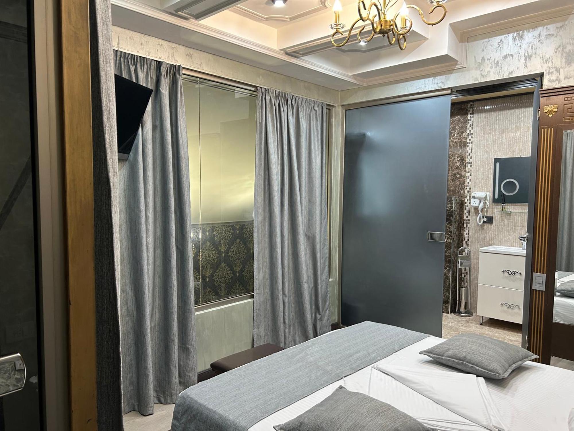 Presidential Suite