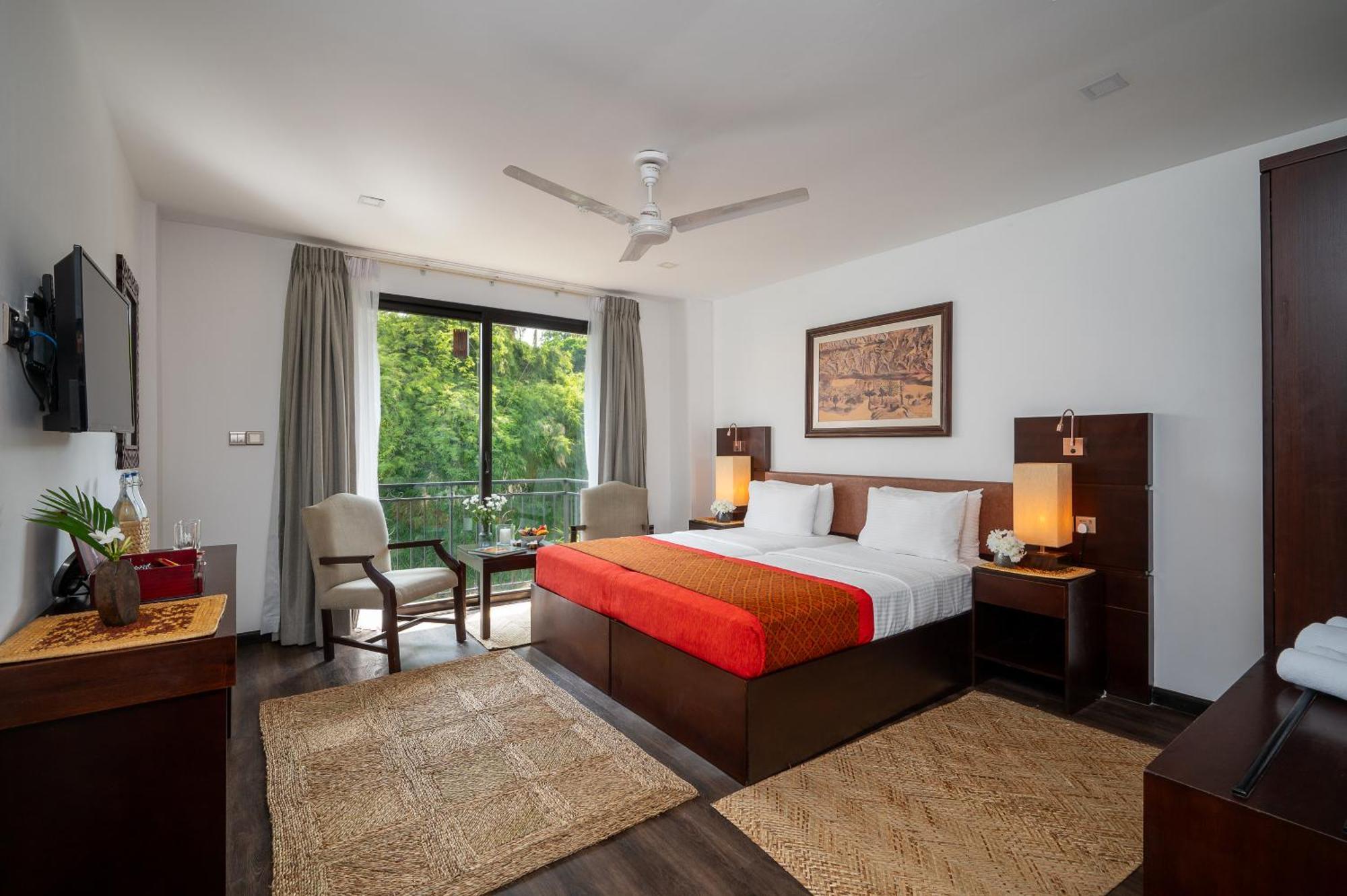 Deluxe Garden View Room Balcony