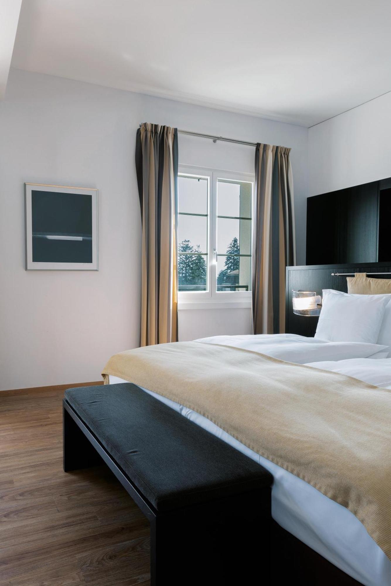 Junior Suite partially balcony