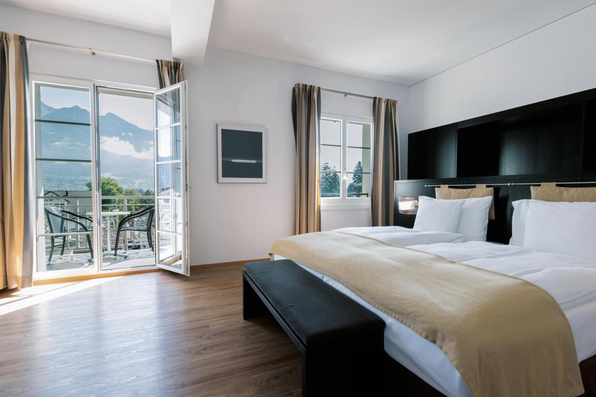 Junior Suite partially balcony